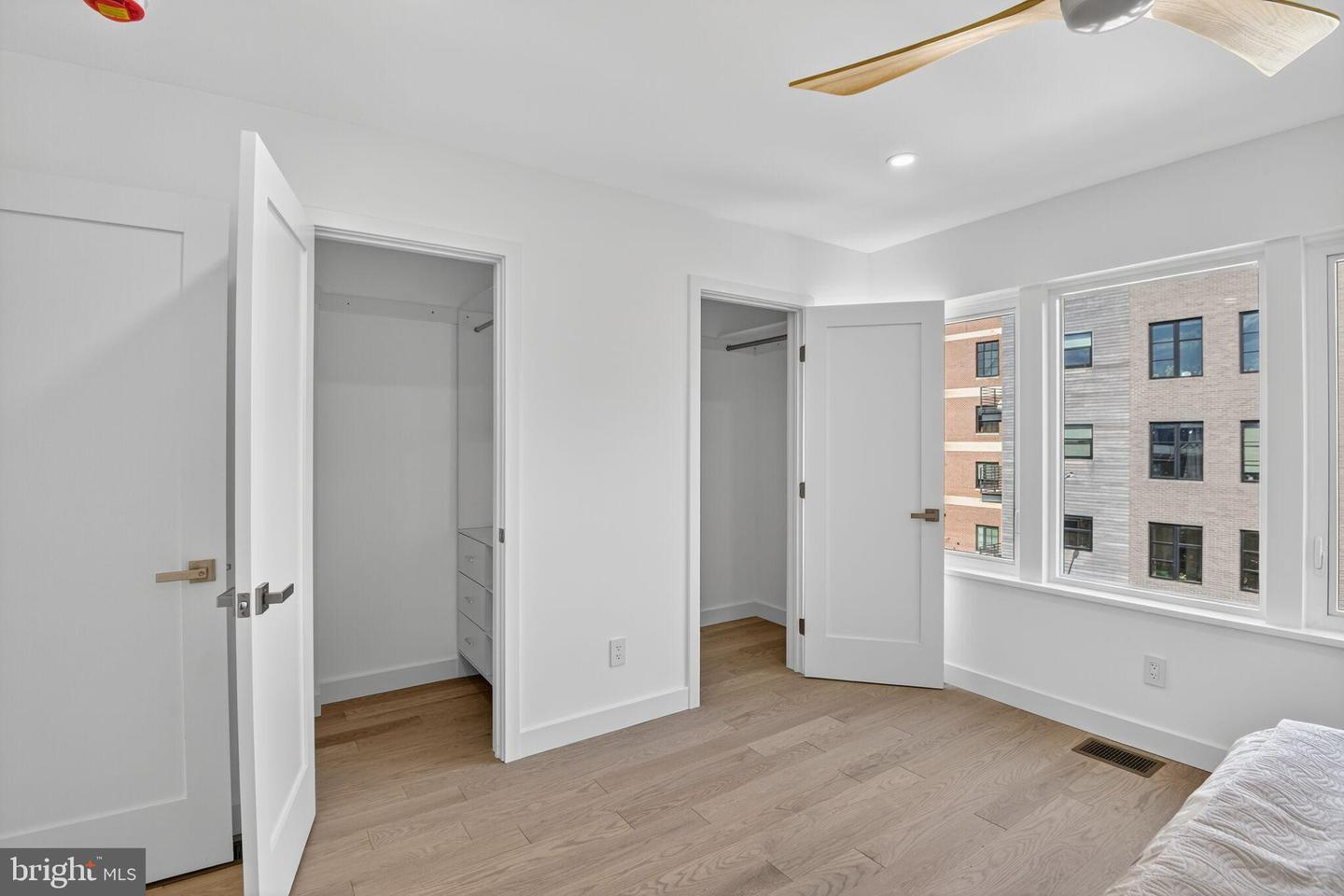 3303 SHERMAN AVE NW #B, WASHINGTON, District Of Columbia 20010, 3 Bedrooms Bedrooms, 9 Rooms Rooms,2 BathroomsBathrooms,Residential,For sale,3303 SHERMAN AVE NW #B,DCDC2220812 MLS # DCDC2220812