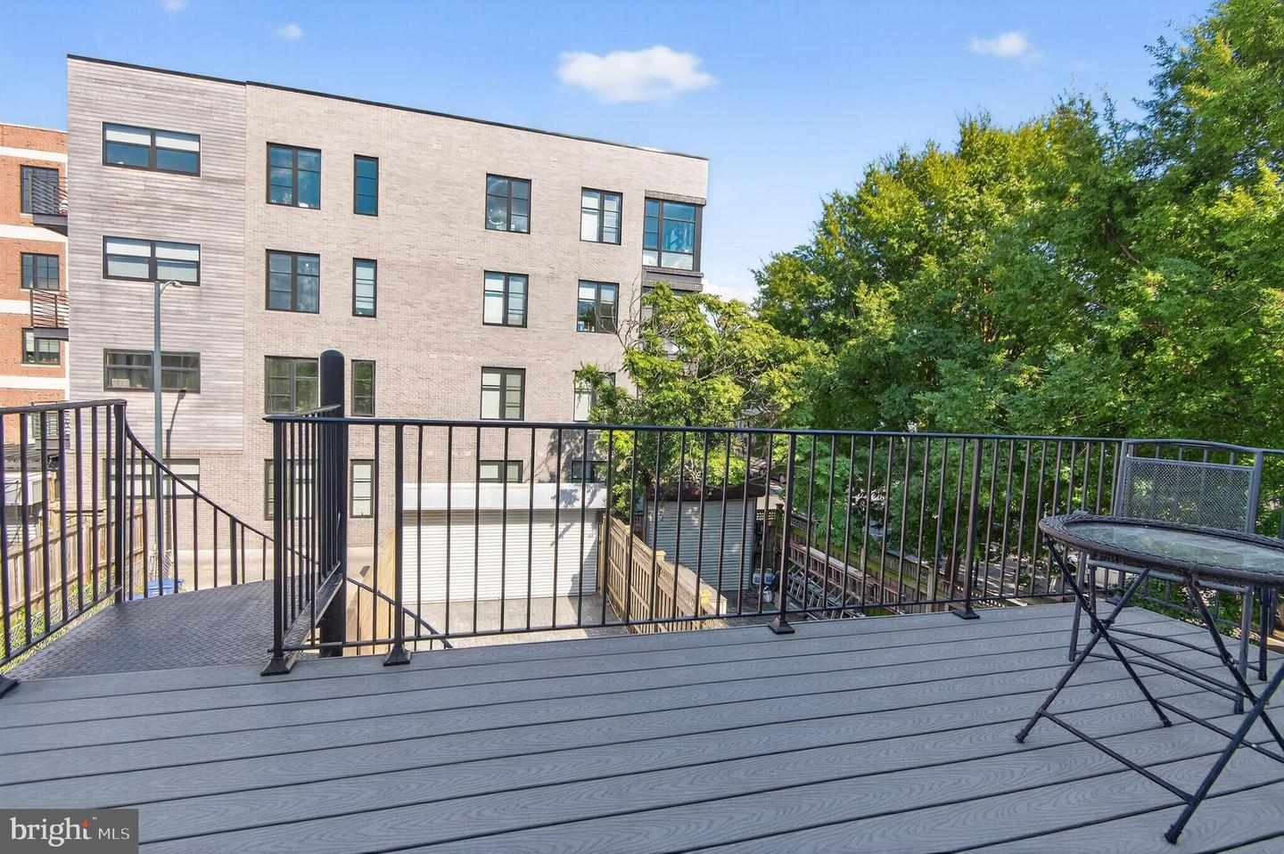 3303 SHERMAN AVE NW #B, WASHINGTON, District Of Columbia 20010, 3 Bedrooms Bedrooms, 9 Rooms Rooms,2 BathroomsBathrooms,Residential,For sale,3303 SHERMAN AVE NW #B,DCDC2220812 MLS # DCDC2220812