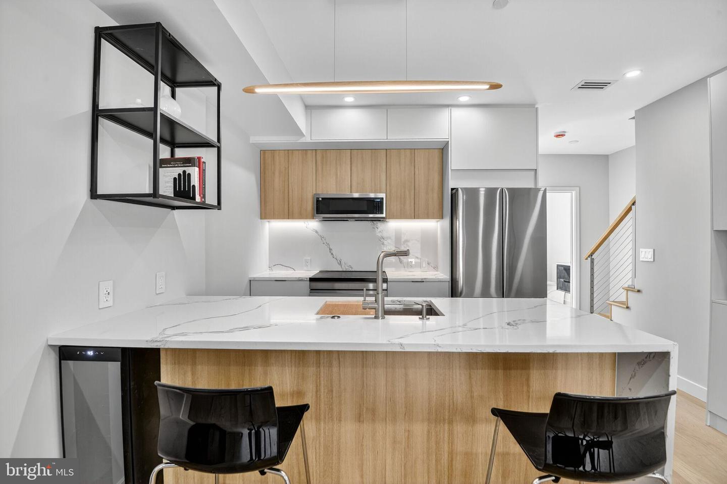 3303 SHERMAN AVE NW #B, WASHINGTON, District Of Columbia 20010, 3 Bedrooms Bedrooms, 9 Rooms Rooms,2 BathroomsBathrooms,Residential,For sale,3303 SHERMAN AVE NW #B,DCDC2220812 MLS # DCDC2220812