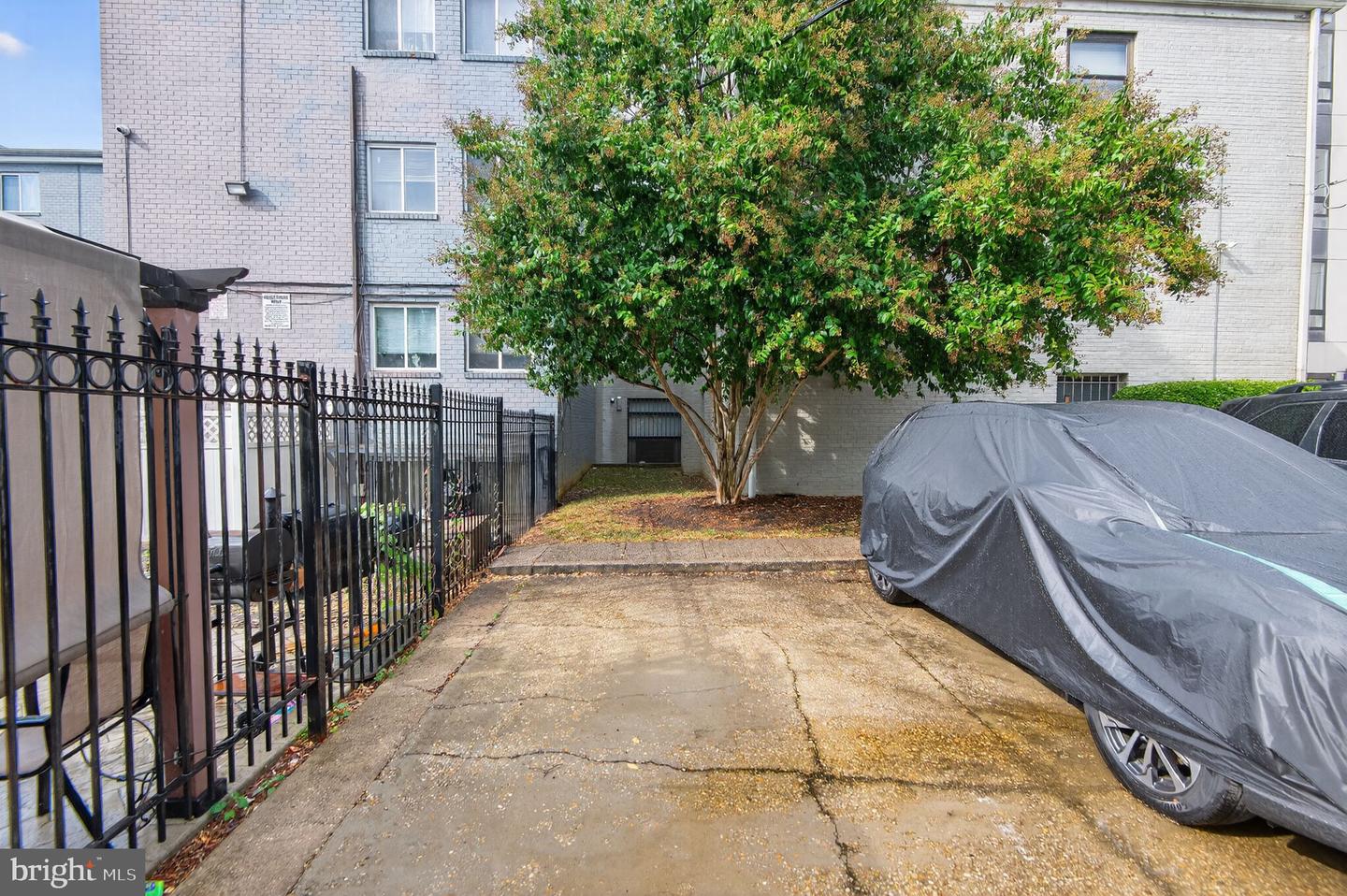 1323 K ST SE #203, WASHINGTON, District Of Columbia 20003, 1 Bedroom Bedrooms, ,1 BathroomBathrooms,Residential,For sale,1323 K ST SE #203,DCDC2220884 MLS # DCDC2220884