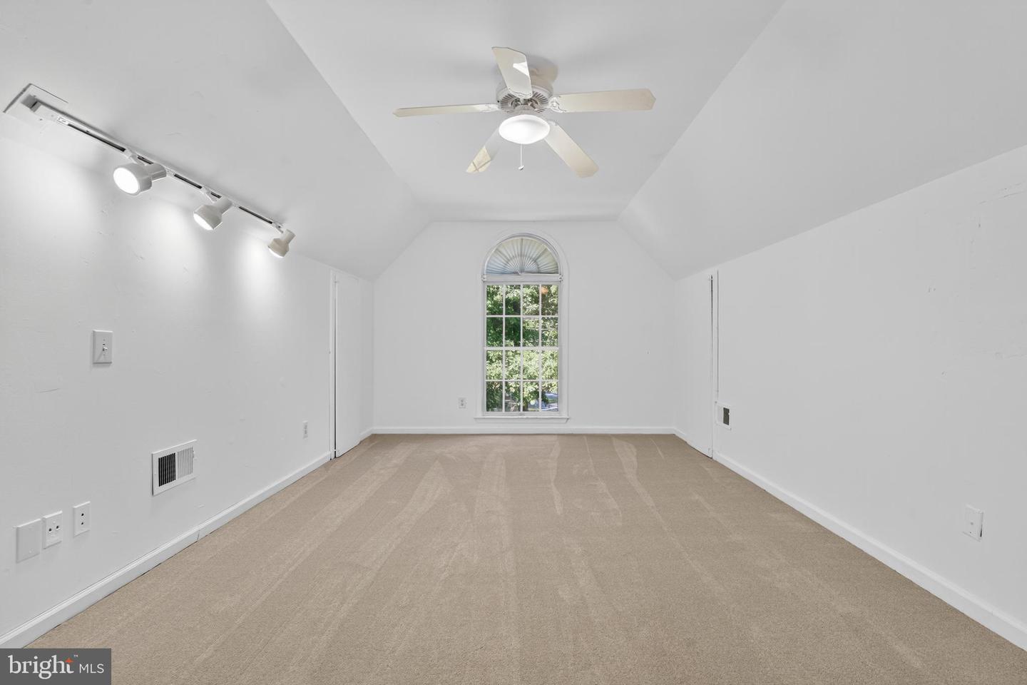 4145 RUNNING QUAIL TRL TRL, AMISSVILLE, Virginia 20106, 3 Bedrooms Bedrooms, 15 Rooms Rooms,4 BathroomsBathrooms,Residential,For sale,4145 RUNNING QUAIL TRL TRL,VACU2011516 MLS # VACU2011516