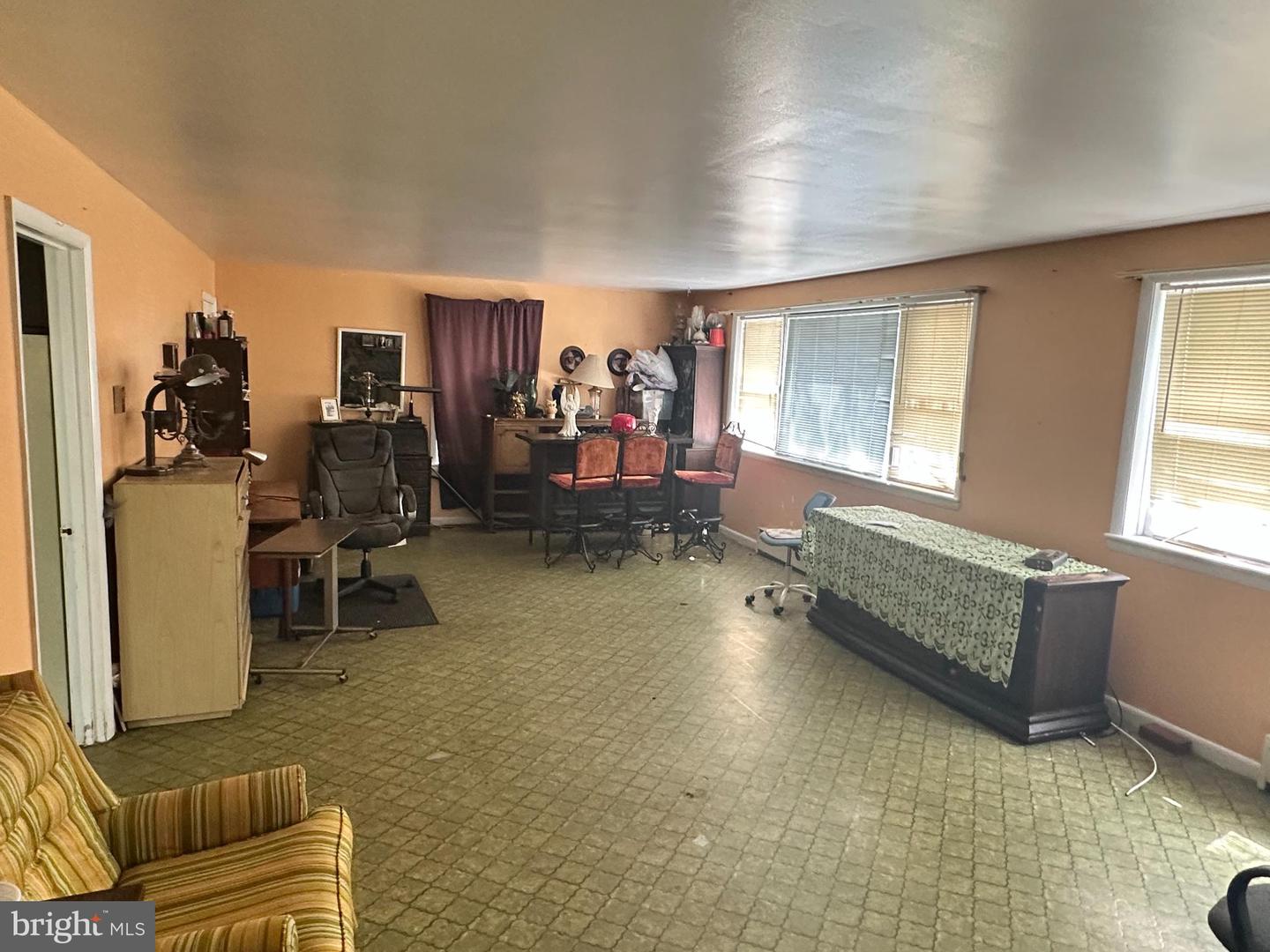 1700 COLLINGWOOD RD, ALEXANDRIA, Virginia 22308, 3 Bedrooms Bedrooms, ,2 BathroomsBathrooms,Residential,For sale,1700 COLLINGWOOD RD,VAFX2265506 MLS # VAFX2265506