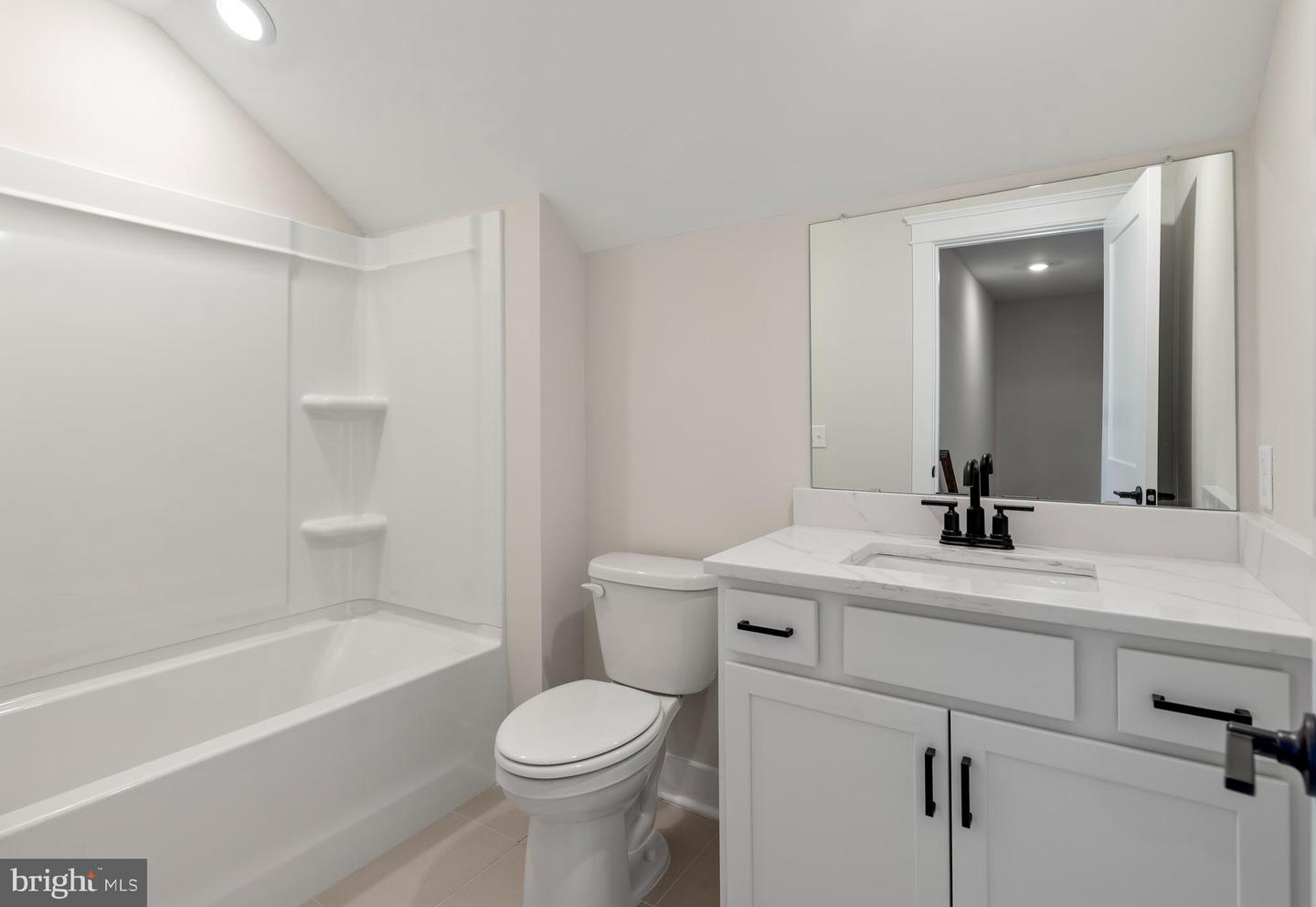 3708 ROCKETTS RIDGE DR, SANDY HOOK, Virginia 23153, 3 Bedrooms Bedrooms, 7 Rooms Rooms,2 BathroomsBathrooms,Residential,For sale,3708 ROCKETTS RIDGE DR,VAGO2000396 MLS # VAGO2000396