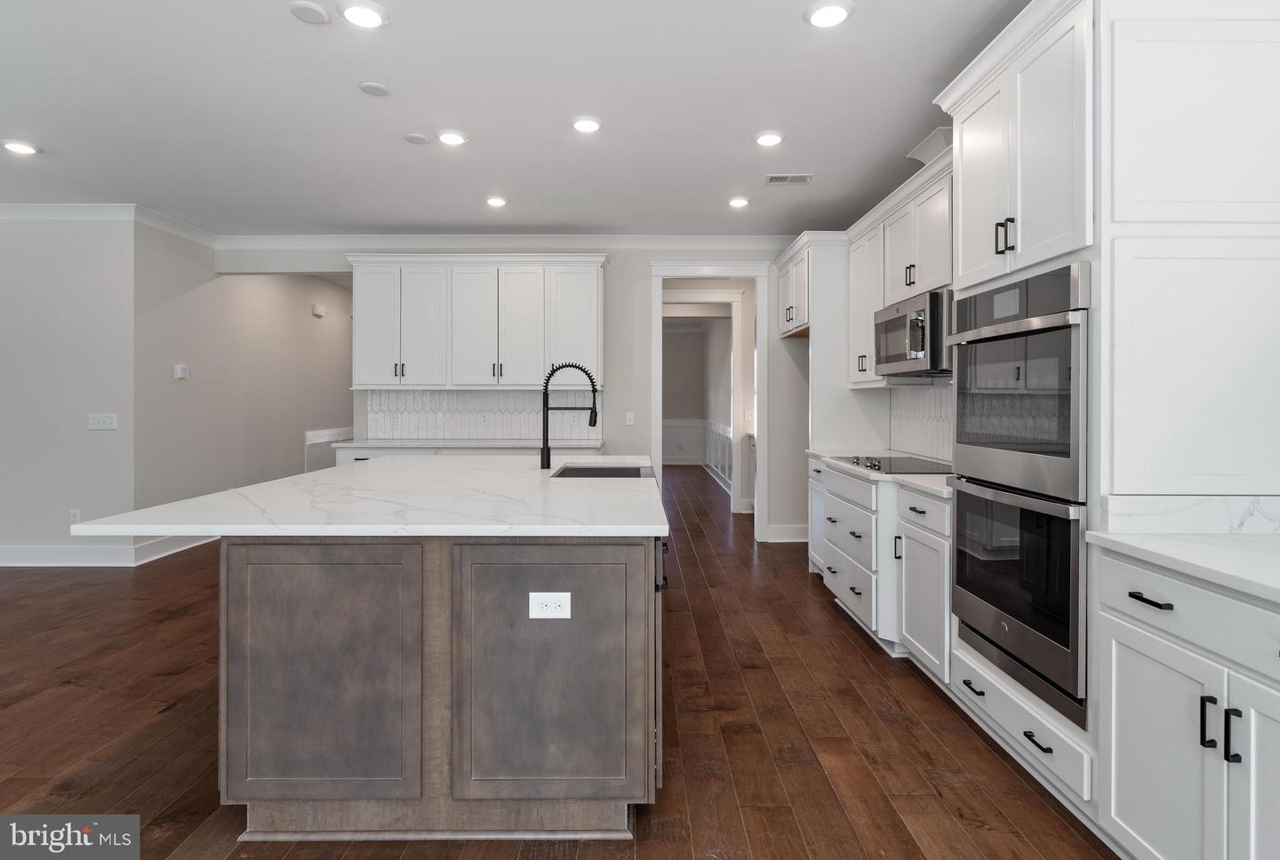3708 ROCKETTS RIDGE DR, SANDY HOOK, Virginia 23153, 3 Bedrooms Bedrooms, 7 Rooms Rooms,2 BathroomsBathrooms,Residential,For sale,3708 ROCKETTS RIDGE DR,VAGO2000396 MLS # VAGO2000396