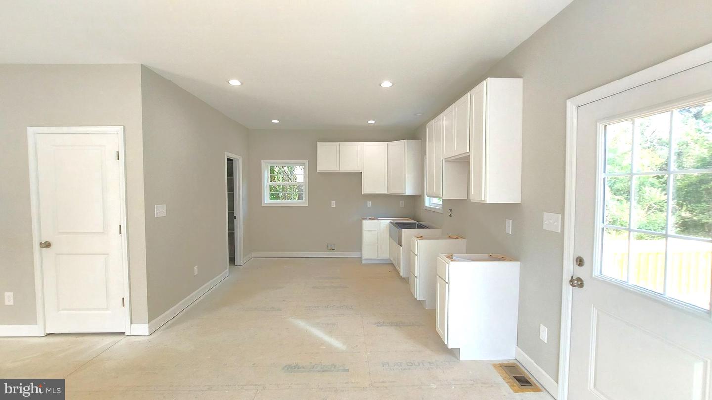 312 EAST ST, GORDONSVILLE, Virginia 22942, 4 Bedrooms Bedrooms, ,3 BathroomsBathrooms,Residential,For sale,312 EAST ST,VAOR2010694 MLS # VAOR2010694