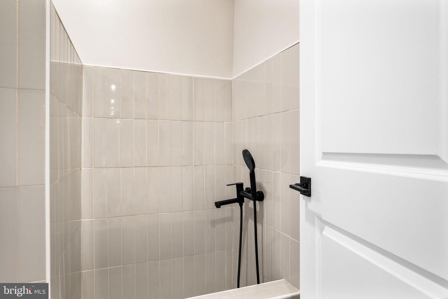 2207 ARDEN ST, DUNN LORING, Virginia 22027, 6 Bedrooms Bedrooms, 23 Rooms Rooms,5 BathroomsBathrooms,Residential,For sale,2207 ARDEN ST,VAFX2265378 MLS # VAFX2265378