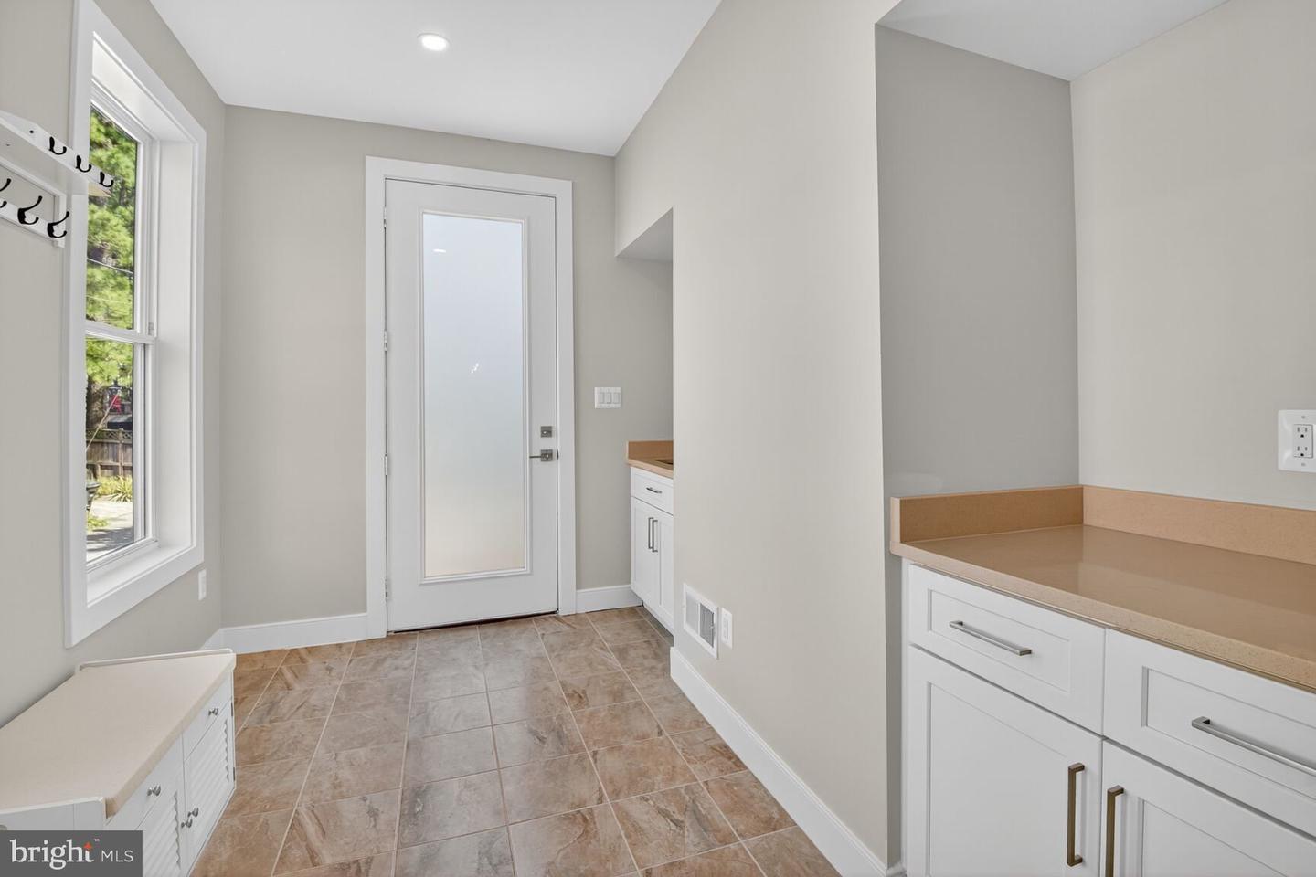 5310 CATHEDRAL AVE NW, WASHINGTON, District Of Columbia 20016, 6 Bedrooms Bedrooms, ,6 BathroomsBathrooms,Residential,For sale,5310 CATHEDRAL AVE NW,DCDC2221010 MLS # DCDC2221010