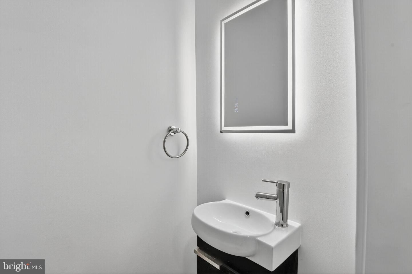 3303 SHERMAN AVE NW #A, WASHINGTON, District Of Columbia 20010, 3 Bedrooms Bedrooms, 9 Rooms Rooms,2 BathroomsBathrooms,Residential,For sale,3303 SHERMAN AVE NW #A,DCDC2220888 MLS # DCDC2220888