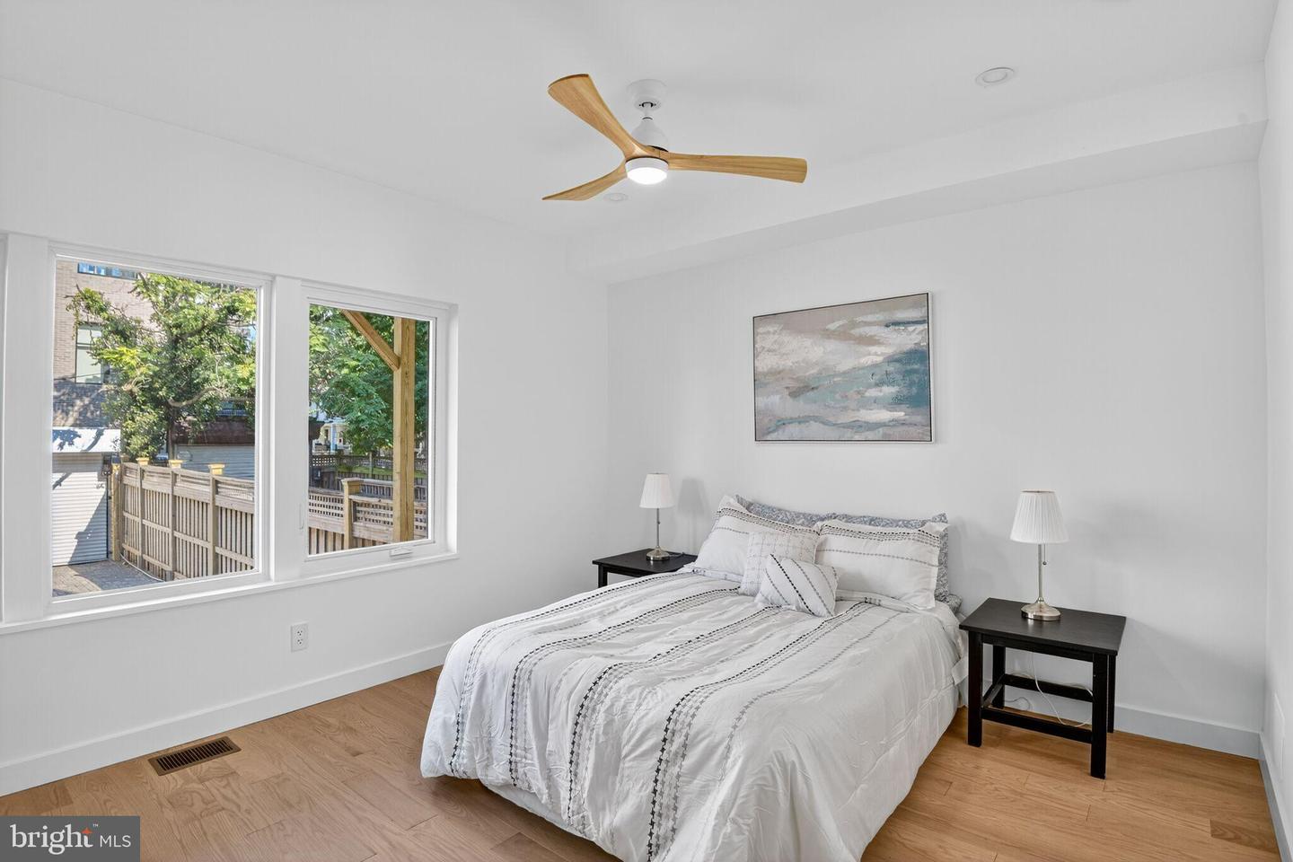 3303 SHERMAN AVE NW #A, WASHINGTON, District Of Columbia 20010, 3 Bedrooms Bedrooms, 9 Rooms Rooms,2 BathroomsBathrooms,Residential,For sale,3303 SHERMAN AVE NW #A,DCDC2220888 MLS # DCDC2220888