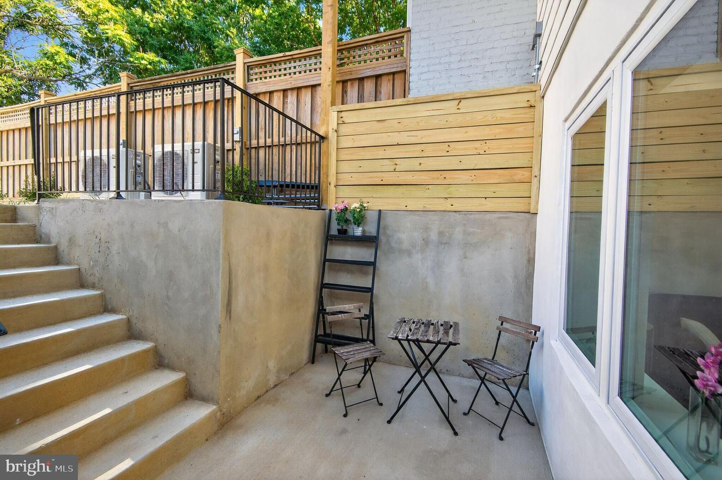 3303 SHERMAN AVE NW #A, WASHINGTON, District Of Columbia 20010, 3 Bedrooms Bedrooms, 9 Rooms Rooms,2 BathroomsBathrooms,Residential,For sale,3303 SHERMAN AVE NW #A,DCDC2220888 MLS # DCDC2220888