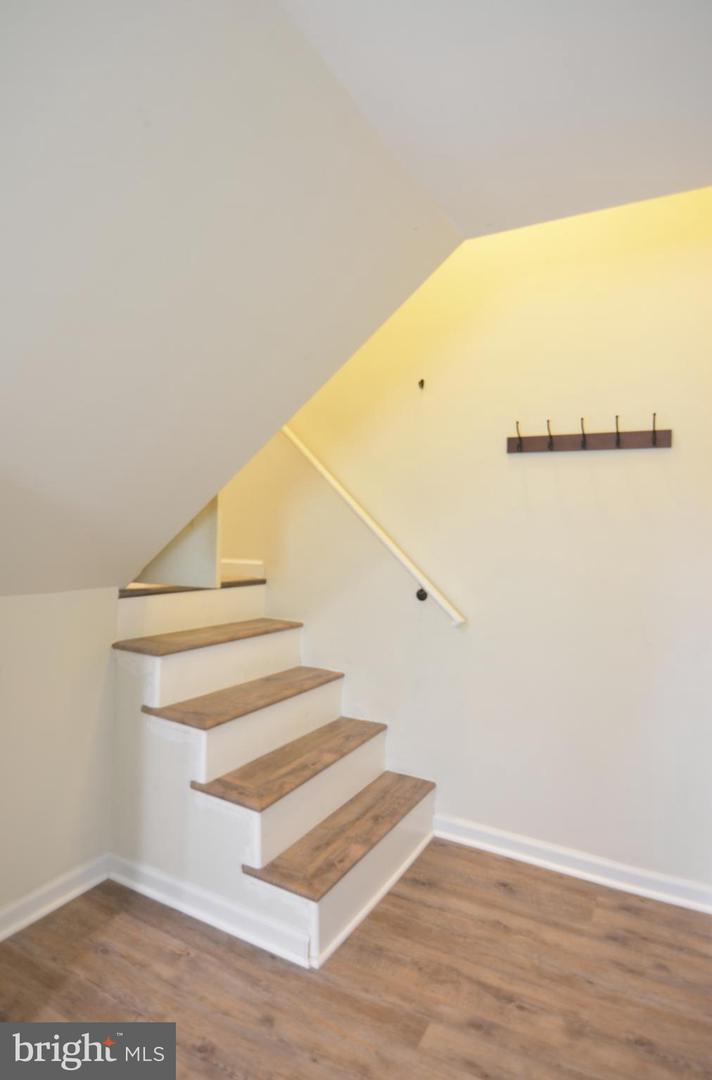 3723 KEMPER RD, ARLINGTON, Virginia 22206, 3 Bedrooms Bedrooms, ,2 BathroomsBathrooms,Residential,For sale,3723 KEMPER RD,VAAR2063266 MLS # VAAR2063266 3723 KEMPER RD, ARLINGTON, Virginia 22206, 3 Bedrooms Bedrooms, ,2 BathroomsBathrooms,Residential,For sale,3723 KEMPER RD,VAAR2063266 MLS # VAAR2063266