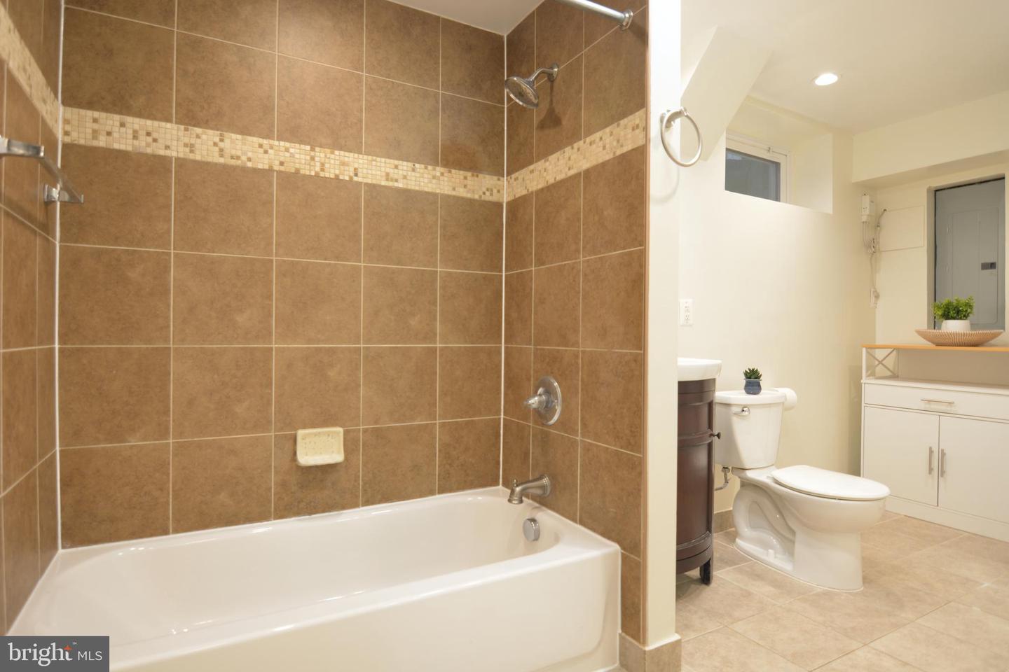 3723 KEMPER RD, ARLINGTON, Virginia 22206, 3 Bedrooms Bedrooms, ,2 BathroomsBathrooms,Residential,For sale,3723 KEMPER RD,VAAR2063266 MLS # VAAR2063266 3723 KEMPER RD, ARLINGTON, Virginia 22206, 3 Bedrooms Bedrooms, ,2 BathroomsBathrooms,Residential,For sale,3723 KEMPER RD,VAAR2063266 MLS # VAAR2063266