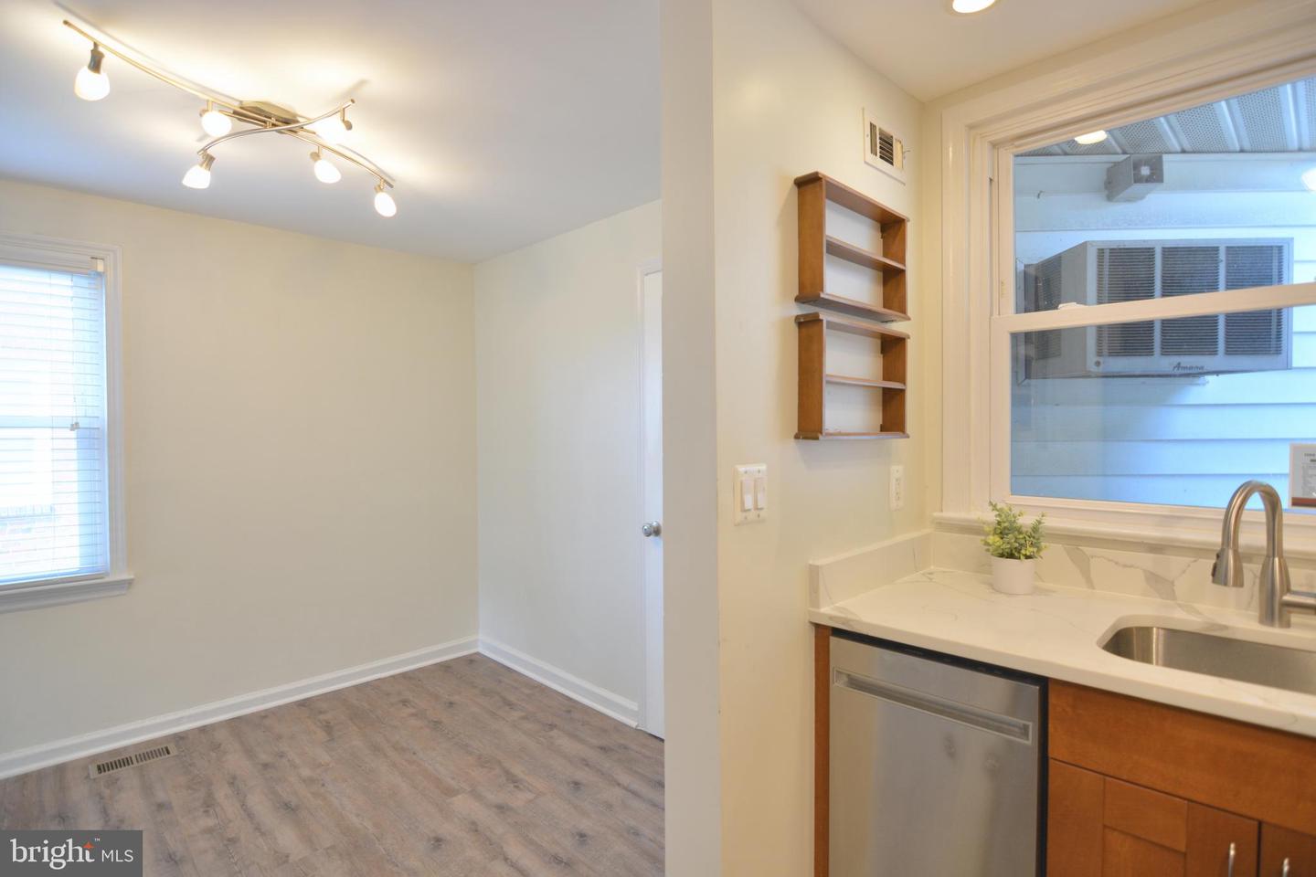 3723 KEMPER RD, ARLINGTON, Virginia 22206, 3 Bedrooms Bedrooms, ,2 BathroomsBathrooms,Residential,For sale,3723 KEMPER RD,VAAR2063266 MLS # VAAR2063266 3723 KEMPER RD, ARLINGTON, Virginia 22206, 3 Bedrooms Bedrooms, ,2 BathroomsBathrooms,Residential,For sale,3723 KEMPER RD,VAAR2063266 MLS # VAAR2063266