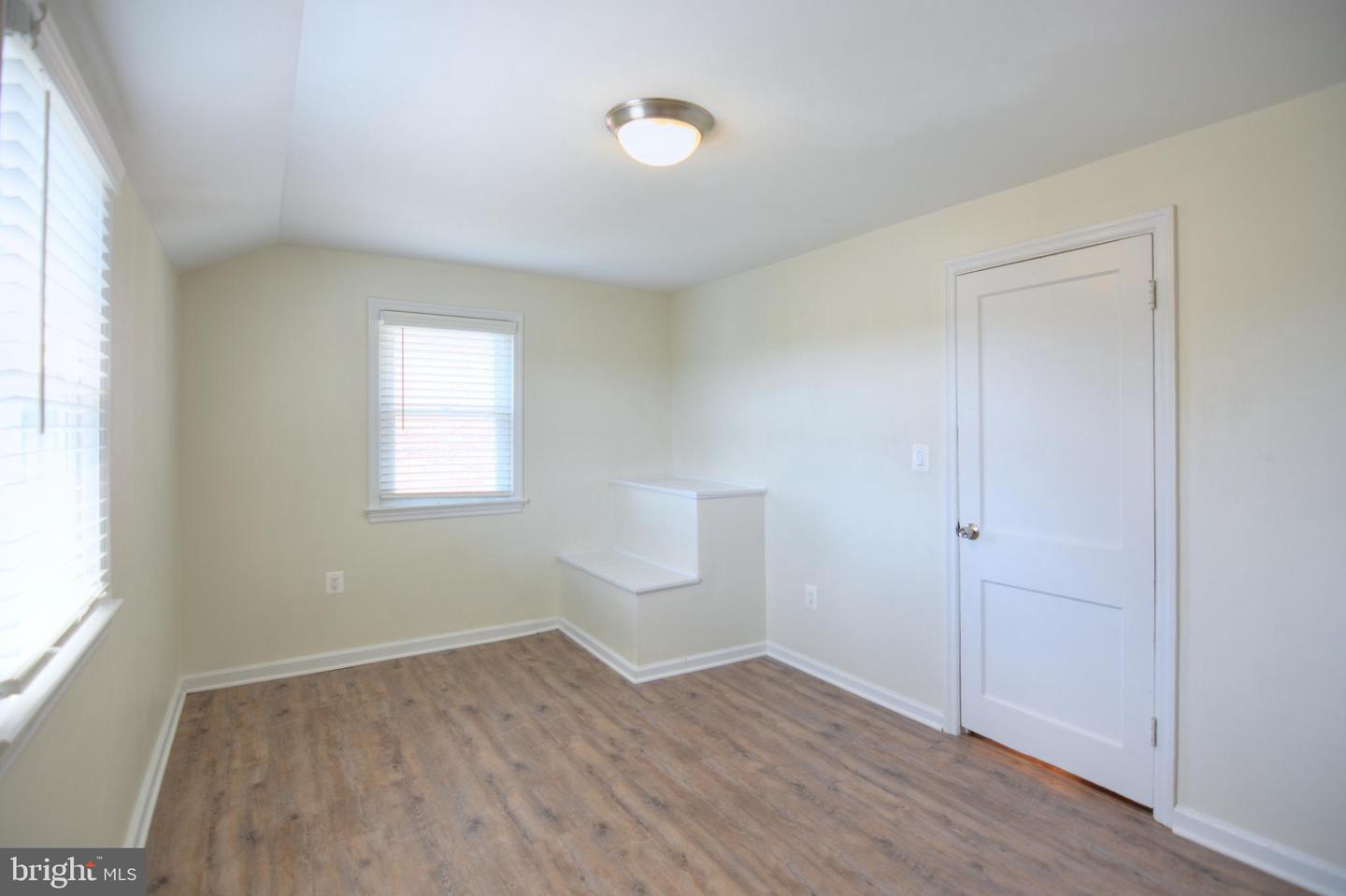 3723 KEMPER RD, ARLINGTON, Virginia 22206, 3 Bedrooms Bedrooms, ,2 BathroomsBathrooms,Residential,For sale,3723 KEMPER RD,VAAR2063266 MLS # VAAR2063266 3723 KEMPER RD, ARLINGTON, Virginia 22206, 3 Bedrooms Bedrooms, ,2 BathroomsBathrooms,Residential,For sale,3723 KEMPER RD,VAAR2063266 MLS # VAAR2063266