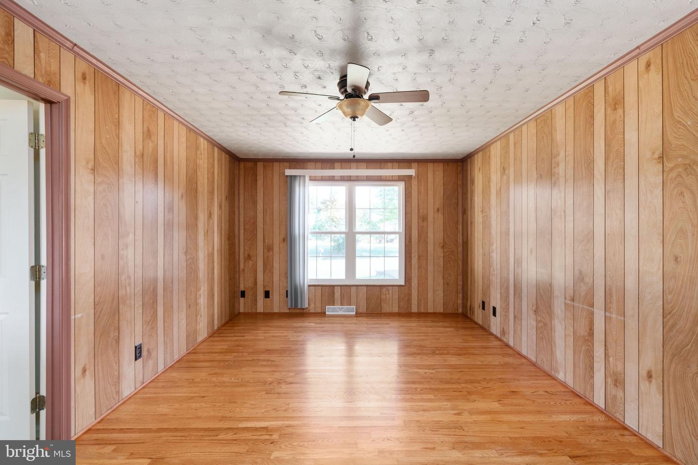 1708 SHERWOOD DR, FREDERICKSBURG, Virginia 22405, 4 Bedrooms Bedrooms, ,2 BathroomsBathrooms,Residential,For sale,1708 SHERWOOD DR,VAST2042512 MLS # VAST2042512 1708 SHERWOOD DR, FREDERICKSBURG, Virginia 22405, 4 Bedrooms Bedrooms, ,2 BathroomsBathrooms,Residential,For sale,1708 SHERWOOD DR,VAST2042512 MLS # VAST2042512