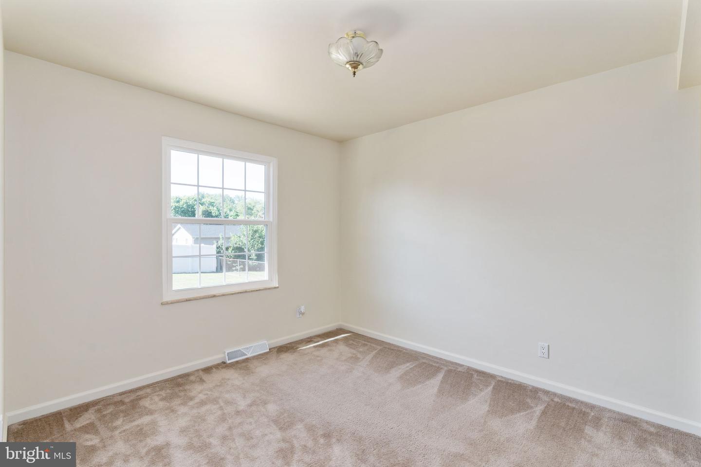 1708 SHERWOOD DR, FREDERICKSBURG, Virginia 22405, 4 Bedrooms Bedrooms, ,2 BathroomsBathrooms,Residential,For sale,1708 SHERWOOD DR,VAST2042512 MLS # VAST2042512 1708 SHERWOOD DR, FREDERICKSBURG, Virginia 22405, 4 Bedrooms Bedrooms, ,2 BathroomsBathrooms,Residential,For sale,1708 SHERWOOD DR,VAST2042512 MLS # VAST2042512