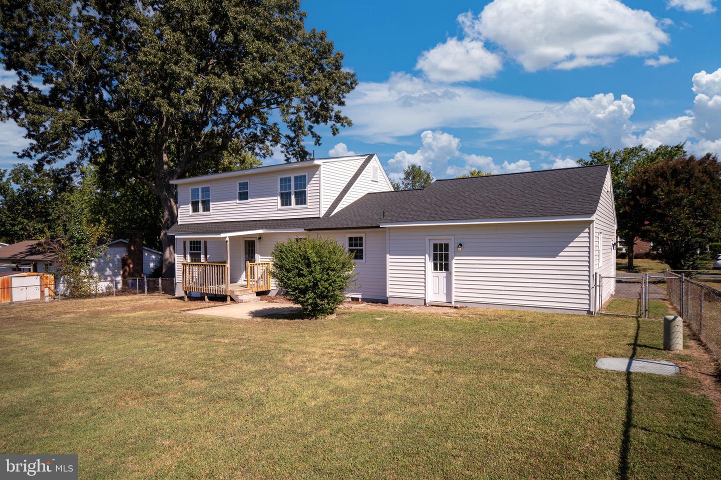 1708 SHERWOOD DR, FREDERICKSBURG, Virginia 22405, 4 Bedrooms Bedrooms, ,2 BathroomsBathrooms,Residential,For sale,1708 SHERWOOD DR,VAST2042512 MLS # VAST2042512 1708 SHERWOOD DR, FREDERICKSBURG, Virginia 22405, 4 Bedrooms Bedrooms, ,2 BathroomsBathrooms,Residential,For sale,1708 SHERWOOD DR,VAST2042512 MLS # VAST2042512