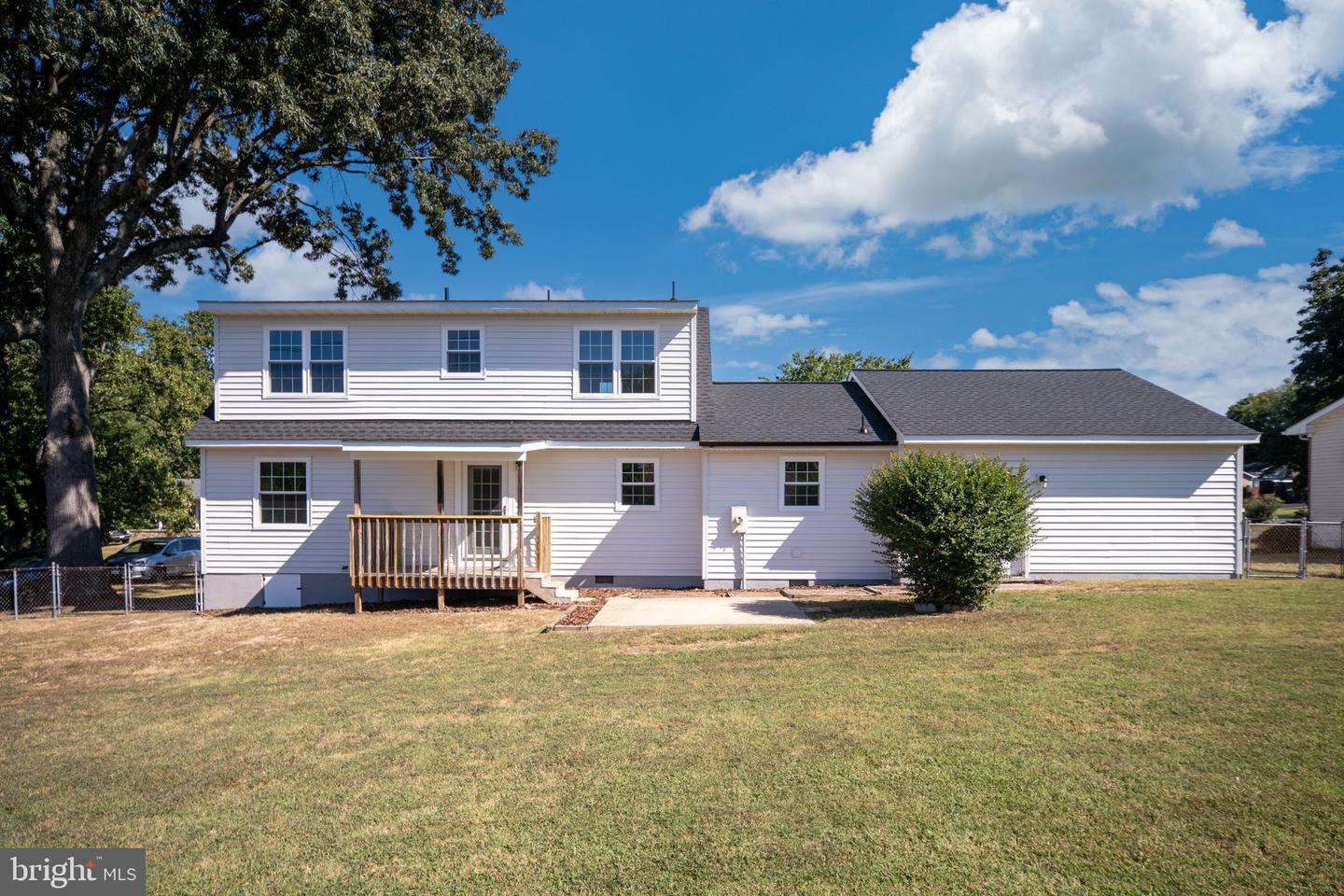 1708 SHERWOOD DR, FREDERICKSBURG, Virginia 22405, 4 Bedrooms Bedrooms, ,2 BathroomsBathrooms,Residential,For sale,1708 SHERWOOD DR,VAST2042512 MLS # VAST2042512 1708 SHERWOOD DR, FREDERICKSBURG, Virginia 22405, 4 Bedrooms Bedrooms, ,2 BathroomsBathrooms,Residential,For sale,1708 SHERWOOD DR,VAST2042512 MLS # VAST2042512