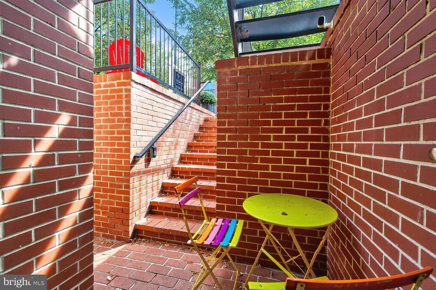 1306 8TH ST NW #1, WASHINGTON, District Of Columbia 20001, 2 Bedrooms Bedrooms, 6 Rooms Rooms,2 BathroomsBathrooms,Residential,For sale,1306 8TH ST NW #1,DCDC2221114 MLS # DCDC2221114