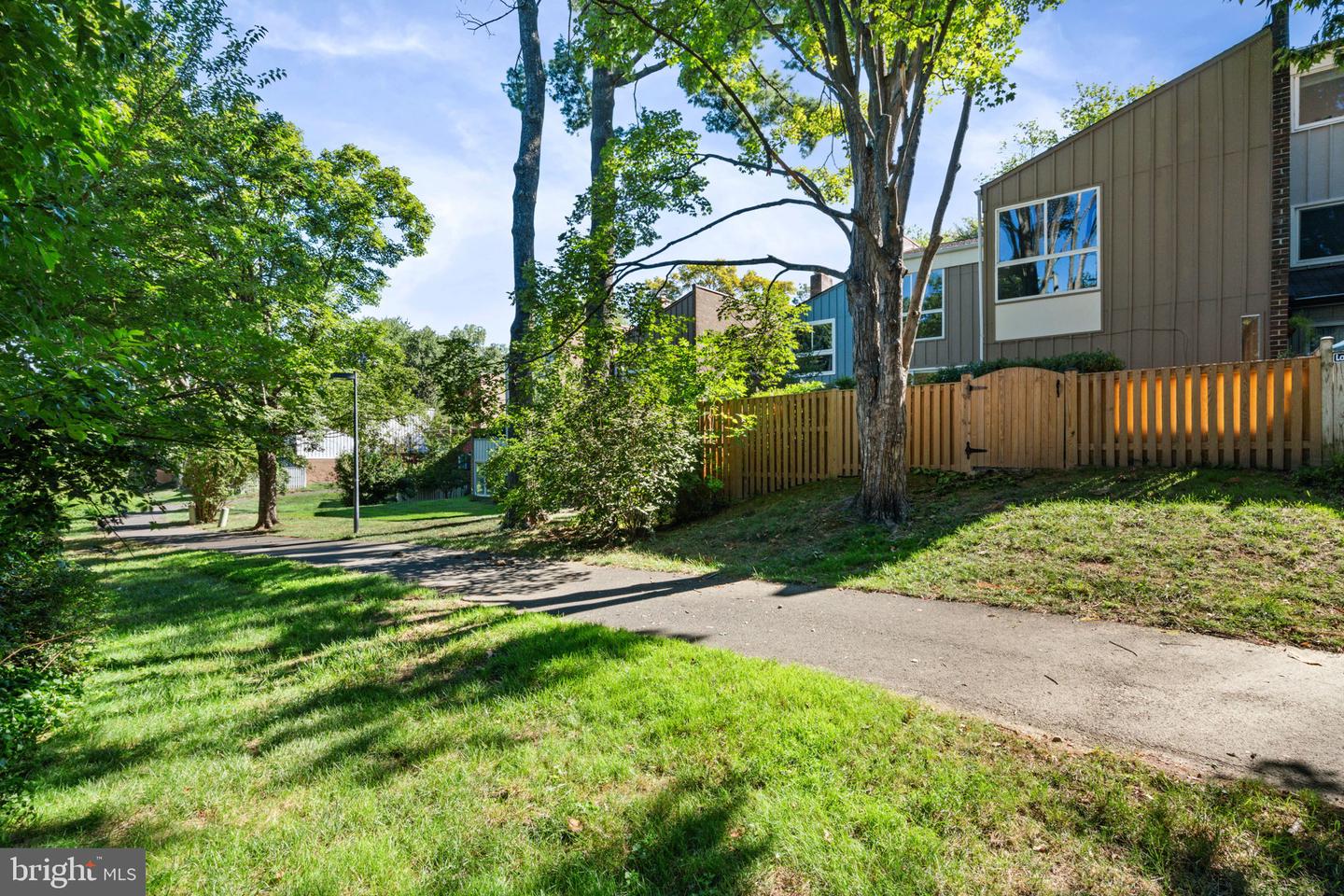11478 LINKS DR, RESTON, Virginia 20190, 3 Bedrooms Bedrooms, ,2 BathroomsBathrooms,Residential,For sale,11478 LINKS DR,VAFX2265524 MLS # VAFX2265524