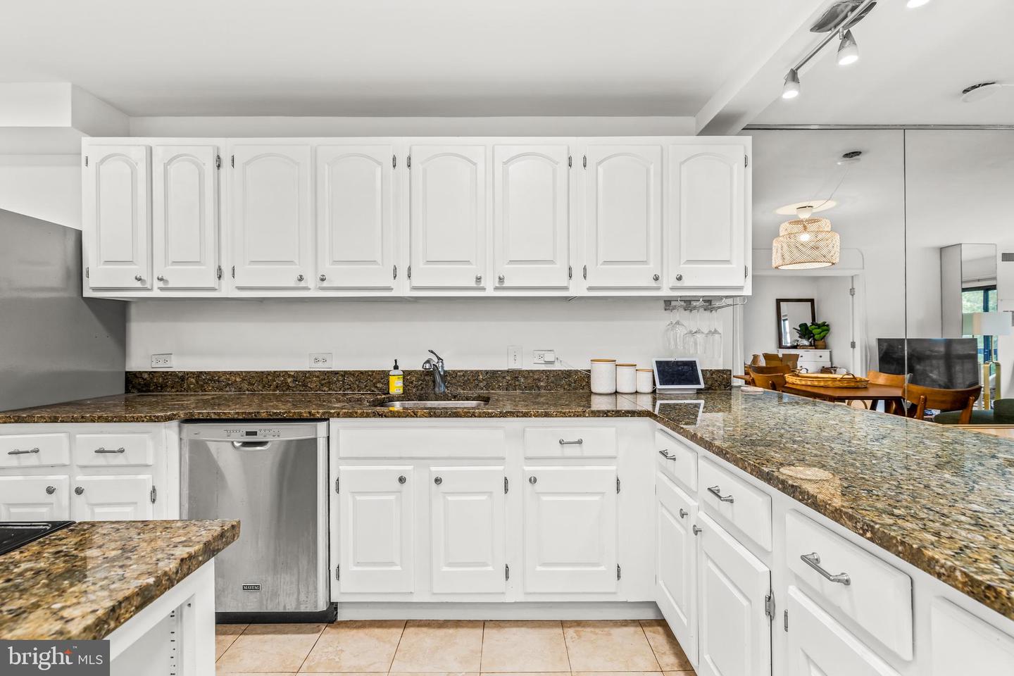 1001 26TH ST NW #306, WASHINGTON, District Of Columbia 20037, 2 Bedrooms Bedrooms, ,1 BathroomBathrooms,Residential,For sale,1001 26TH ST NW #306,DCDC2221062 MLS # DCDC2221062