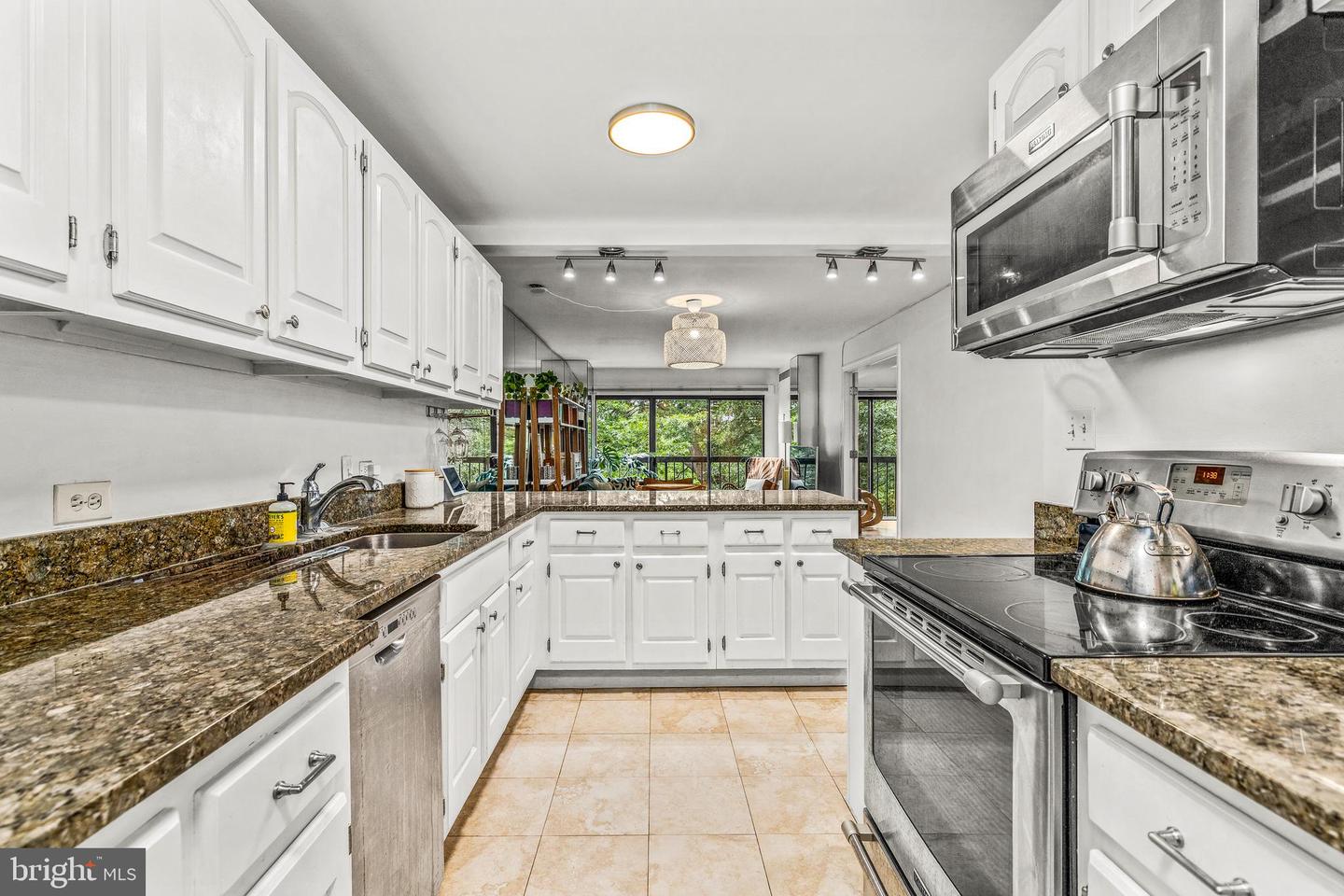 1001 26TH ST NW #306, WASHINGTON, District Of Columbia 20037, 2 Bedrooms Bedrooms, ,1 BathroomBathrooms,Residential,For sale,1001 26TH ST NW #306,DCDC2221062 MLS # DCDC2221062