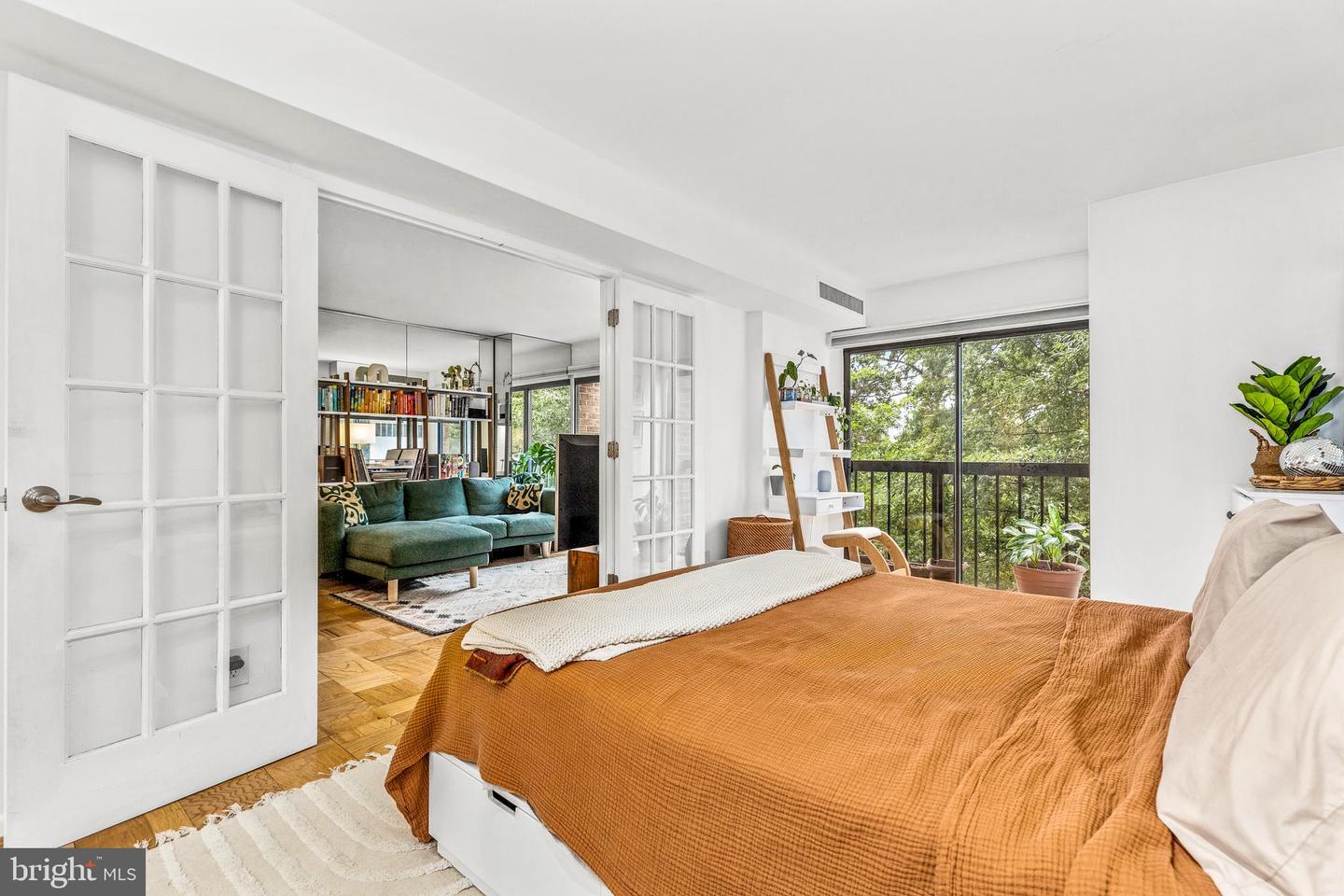 1001 26TH ST NW #306, WASHINGTON, District Of Columbia 20037, 2 Bedrooms Bedrooms, ,1 BathroomBathrooms,Residential,For sale,1001 26TH ST NW #306,DCDC2221062 MLS # DCDC2221062
