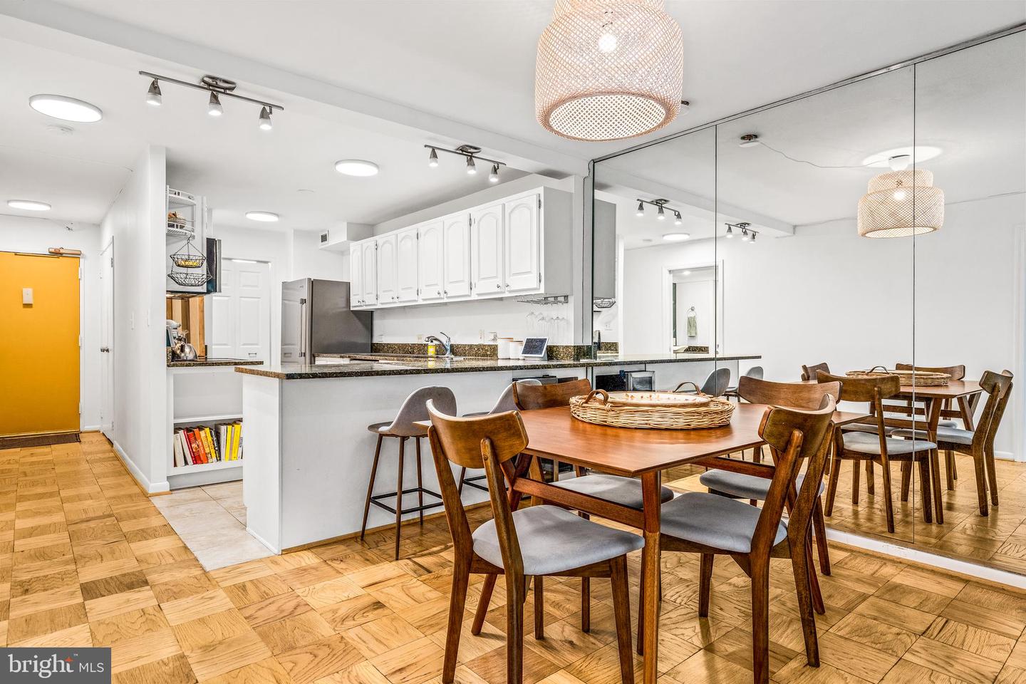1001 26TH ST NW #306, WASHINGTON, District Of Columbia 20037, 2 Bedrooms Bedrooms, ,1 BathroomBathrooms,Residential,For sale,1001 26TH ST NW #306,DCDC2221062 MLS # DCDC2221062