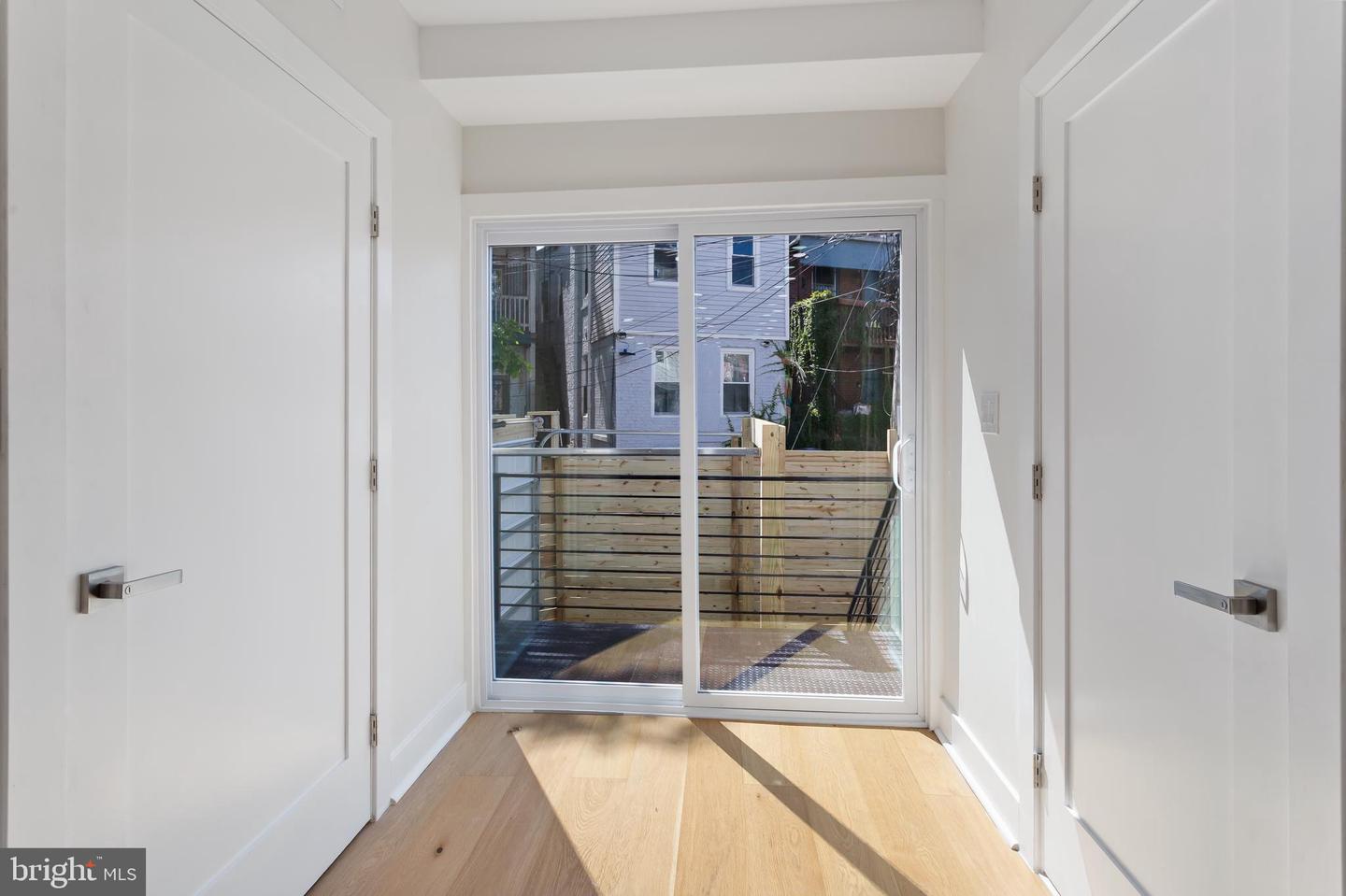 116 THOMAS ST NW, WASHINGTON, District Of Columbia 20001, 3 Bedrooms Bedrooms, 6 Rooms Rooms,2 BathroomsBathrooms,Residential,For sale,116 THOMAS ST NW,DCDC2221106 MLS # DCDC2221106