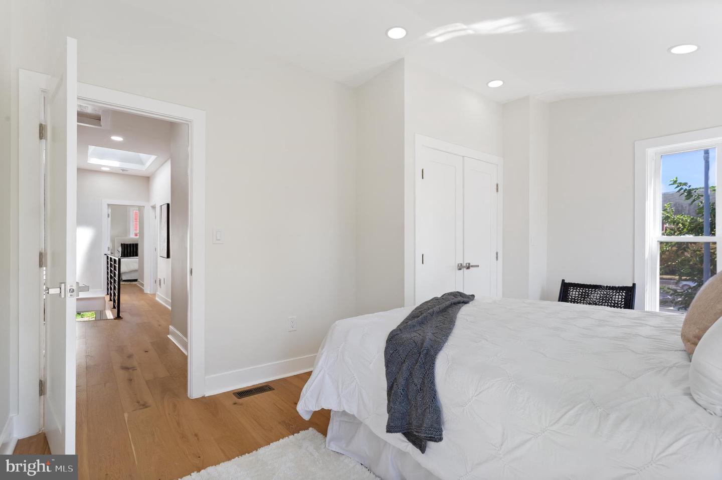 116 THOMAS ST NW, WASHINGTON, District Of Columbia 20001, 3 Bedrooms Bedrooms, 6 Rooms Rooms,2 BathroomsBathrooms,Residential,For sale,116 THOMAS ST NW,DCDC2221106 MLS # DCDC2221106