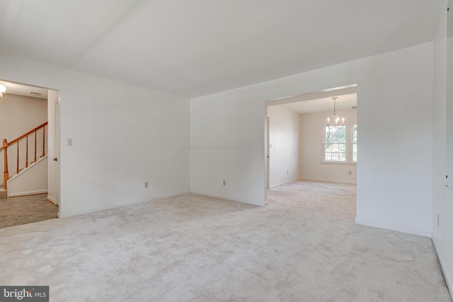 3112 FAIR WOODS PKWY, FAIRFAX, Virginia 22030, 3 Bedrooms Bedrooms, ,2 BathroomsBathrooms,Residential,For sale,3112 FAIR WOODS PKWY,VAFC2006944 MLS # VAFC2006944