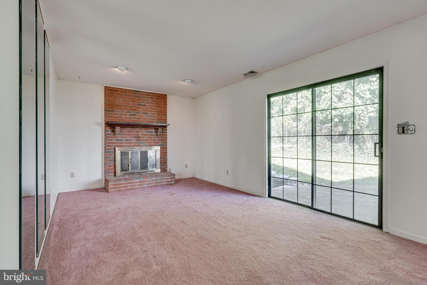 3112 FAIR WOODS PKWY, FAIRFAX, Virginia 22030, 3 Bedrooms Bedrooms, ,2 BathroomsBathrooms,Residential,For sale,3112 FAIR WOODS PKWY,VAFC2006944 MLS # VAFC2006944