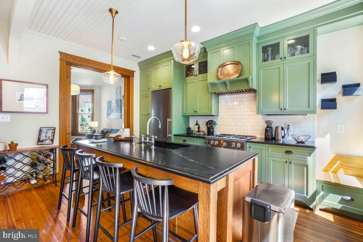 130 RHODE ISLAND AVE NW, WASHINGTON, District Of Columbia 20001, 4 Bedrooms Bedrooms, ,2 BathroomsBathrooms,Residential,For sale,130 RHODE ISLAND AVE NW,DCDC2221118 MLS # DCDC2221118