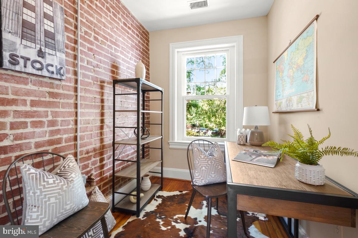 130 RHODE ISLAND AVE NW, WASHINGTON, District Of Columbia 20001, 4 Bedrooms Bedrooms, ,2 BathroomsBathrooms,Residential,For sale,130 RHODE ISLAND AVE NW,DCDC2221118 MLS # DCDC2221118
