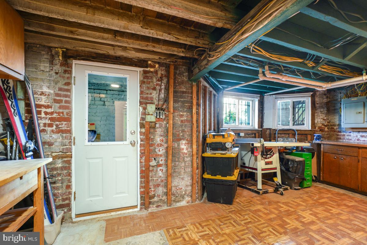 130 RHODE ISLAND AVE NW, WASHINGTON, District Of Columbia 20001, 4 Bedrooms Bedrooms, ,2 BathroomsBathrooms,Residential,For sale,130 RHODE ISLAND AVE NW,DCDC2221118 MLS # DCDC2221118