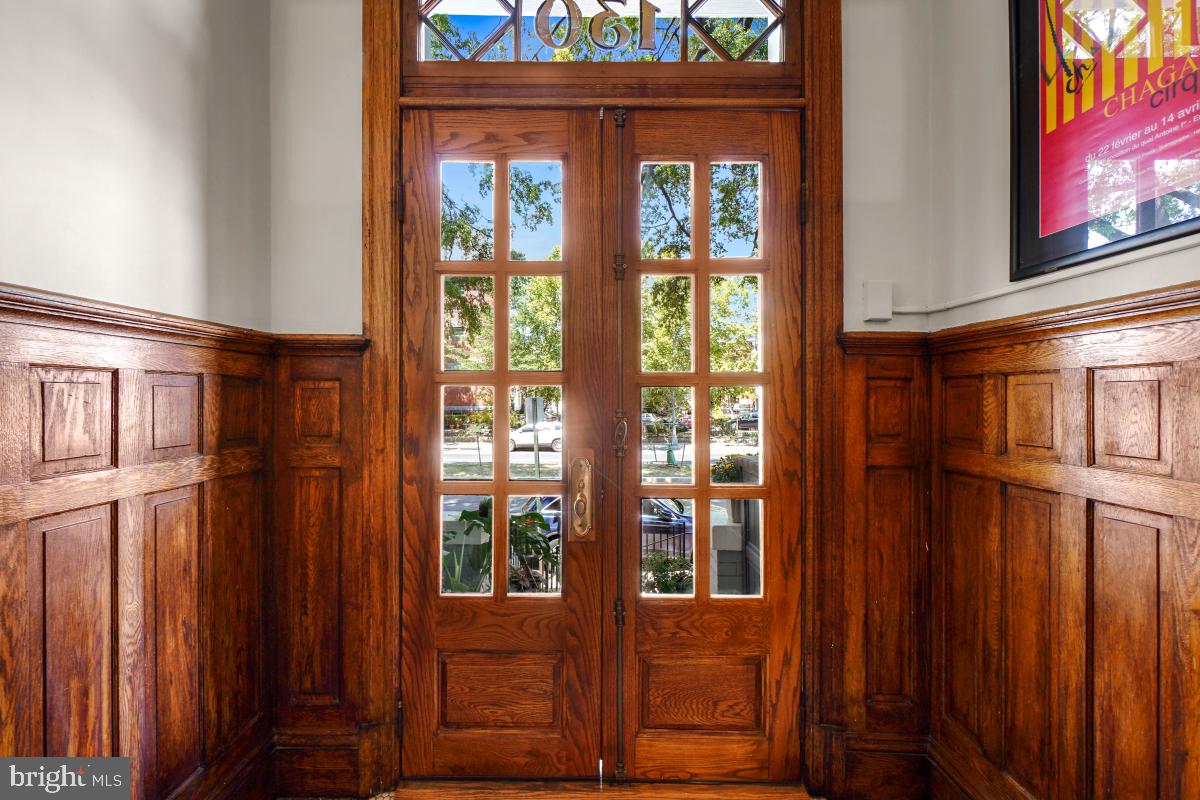 130 RHODE ISLAND AVE NW, WASHINGTON, District Of Columbia 20001, 4 Bedrooms Bedrooms, ,2 BathroomsBathrooms,Residential,For sale,130 RHODE ISLAND AVE NW,DCDC2221118 MLS # DCDC2221118