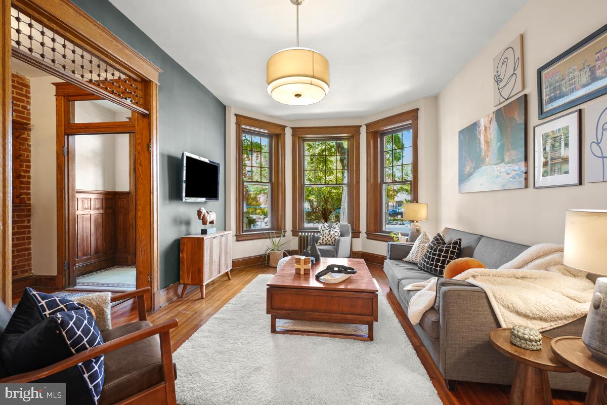 130 RHODE ISLAND AVE NW, WASHINGTON, District Of Columbia 20001, 4 Bedrooms Bedrooms, ,2 BathroomsBathrooms,Residential,For sale,130 RHODE ISLAND AVE NW,DCDC2221118 MLS # DCDC2221118