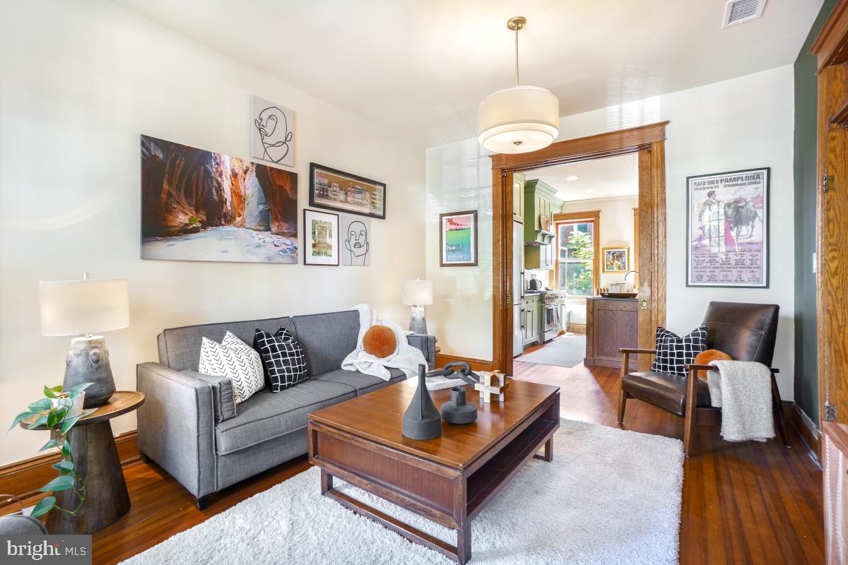 130 RHODE ISLAND AVE NW, WASHINGTON, District Of Columbia 20001, 4 Bedrooms Bedrooms, ,2 BathroomsBathrooms,Residential,For sale,130 RHODE ISLAND AVE NW,DCDC2221118 MLS # DCDC2221118