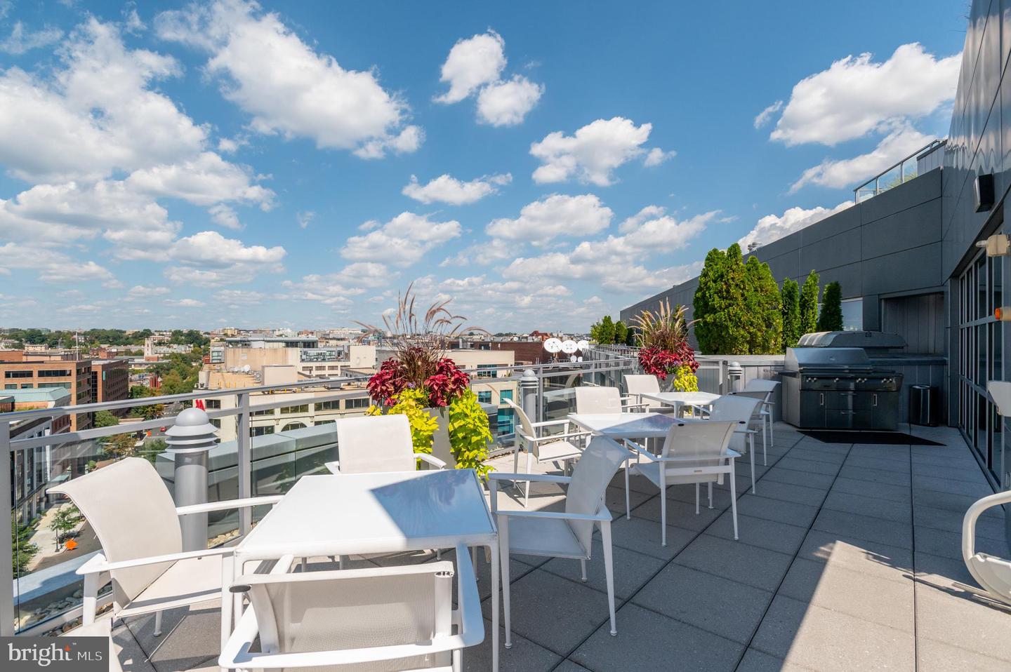 1177 22ND ST NW #2K, WASHINGTON, District Of Columbia 20037, 3 Bedrooms Bedrooms, ,3 BathroomsBathrooms,Residential,For sale,1177 22ND ST NW #2K,DCDC2221050 MLS # DCDC2221050