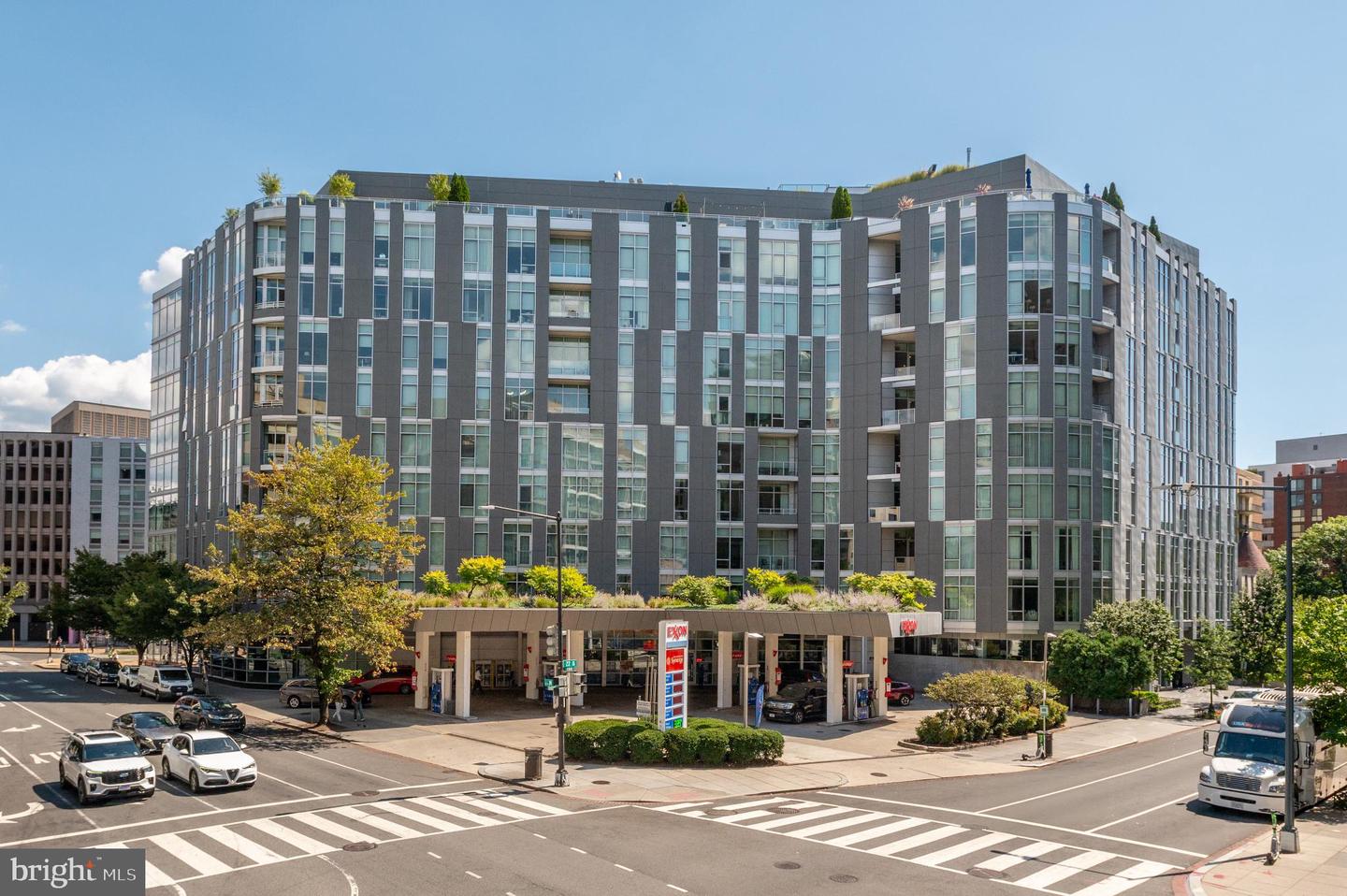 1177 22ND ST NW #2K, WASHINGTON, District Of Columbia 20037, 3 Bedrooms Bedrooms, ,3 BathroomsBathrooms,Residential,For sale,1177 22ND ST NW #2K,DCDC2221050 MLS # DCDC2221050