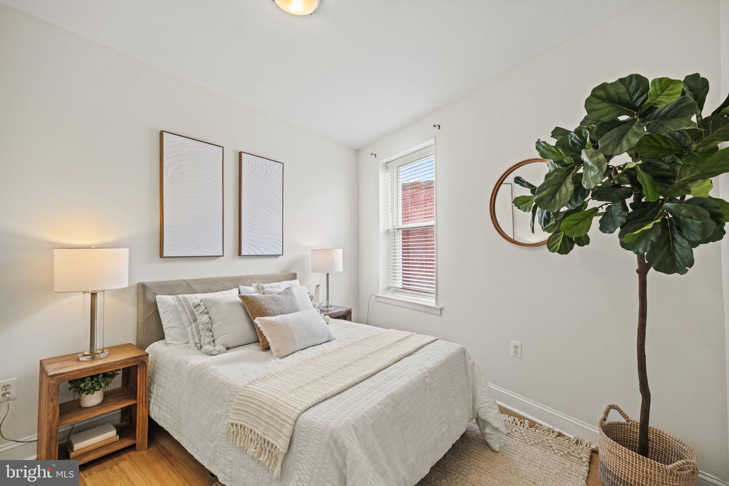 115 RHODE ISLAND AVE NW #3, WASHINGTON, District Of Columbia 20001, 2 Bedrooms Bedrooms, ,2 BathroomsBathrooms,Residential,For sale,115 RHODE ISLAND AVE NW #3,DCDC2221046 MLS # DCDC2221046