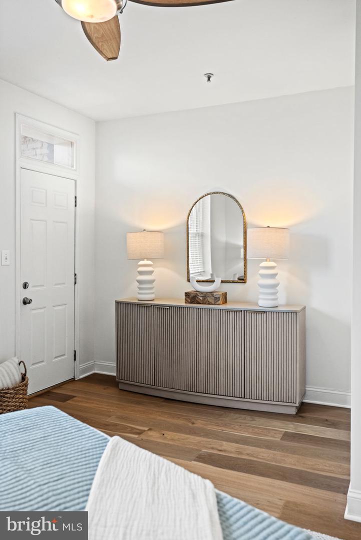 115 RHODE ISLAND AVE NW #3, WASHINGTON, District Of Columbia 20001, 2 Bedrooms Bedrooms, ,2 BathroomsBathrooms,Residential,For sale,115 RHODE ISLAND AVE NW #3,DCDC2221046 MLS # DCDC2221046