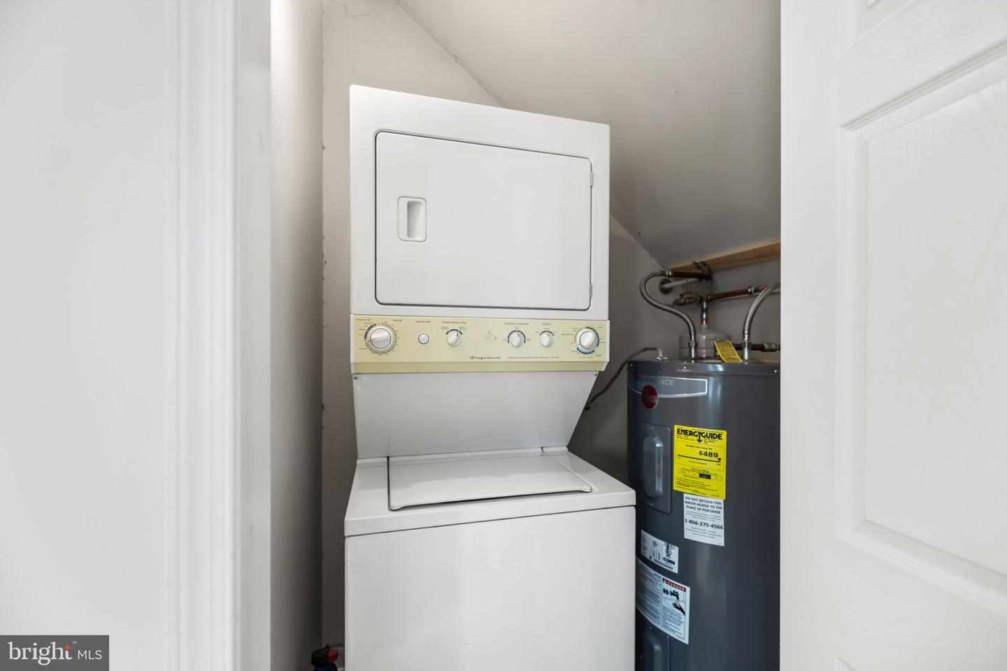 115 RHODE ISLAND AVE NW #3, WASHINGTON, District Of Columbia 20001, 2 Bedrooms Bedrooms, ,2 BathroomsBathrooms,Residential,For sale,115 RHODE ISLAND AVE NW #3,DCDC2221046 MLS # DCDC2221046