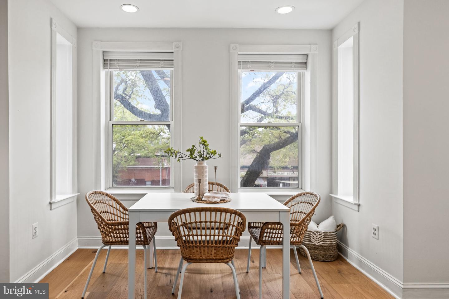 115 RHODE ISLAND AVE NW #3, WASHINGTON, District Of Columbia 20001, 2 Bedrooms Bedrooms, ,2 BathroomsBathrooms,Residential,For sale,115 RHODE ISLAND AVE NW #3,DCDC2221046 MLS # DCDC2221046