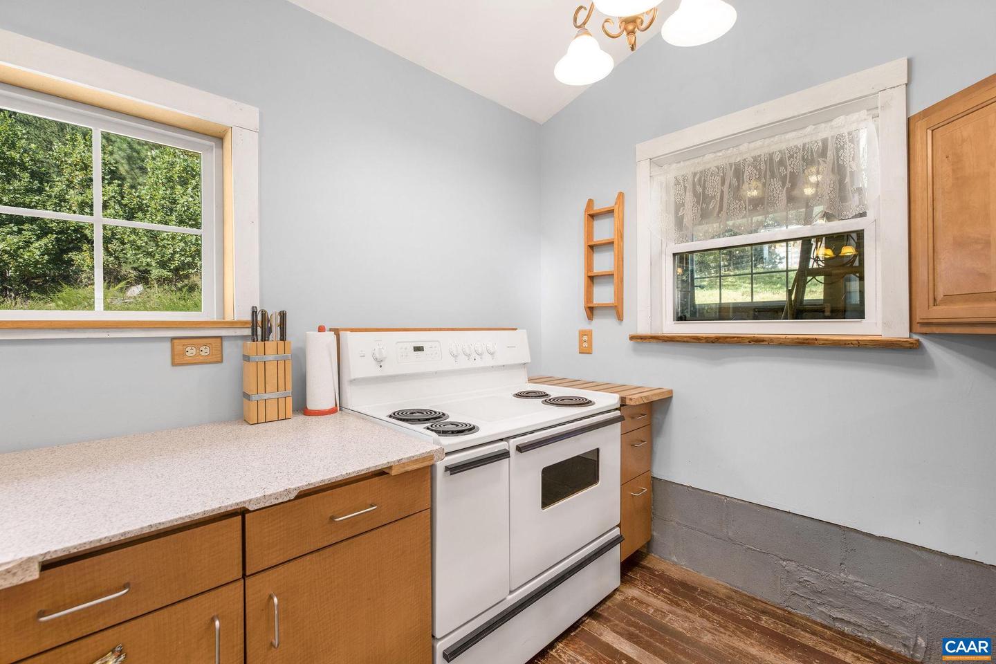 6878 CHAP PLACE LN, CROZET, Virginia 22932, 2 Bedrooms Bedrooms, ,1 BathroomBathrooms,Residential,For sale,6878 CHAP PLACE LN,668692 MLS # 668692