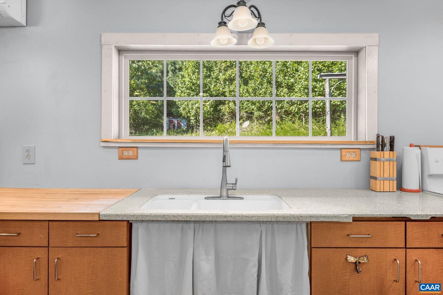 6878 CHAP PLACE LN, CROZET, Virginia 22932, 2 Bedrooms Bedrooms, ,1 BathroomBathrooms,Residential,For sale,6878 CHAP PLACE LN,668692 MLS # 668692
