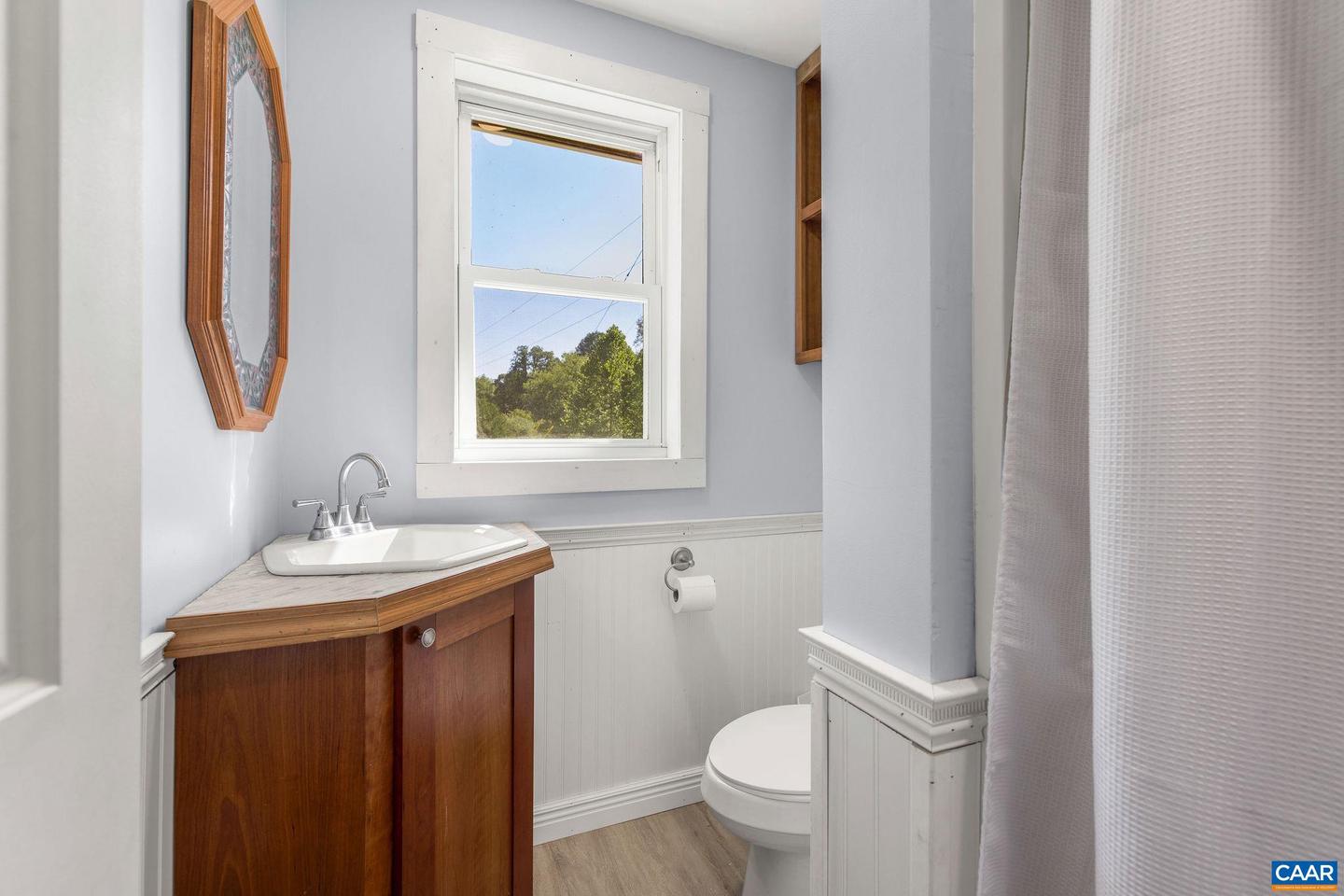 6878 CHAP PLACE LN, CROZET, Virginia 22932, 2 Bedrooms Bedrooms, ,1 BathroomBathrooms,Residential,For sale,6878 CHAP PLACE LN,668692 MLS # 668692