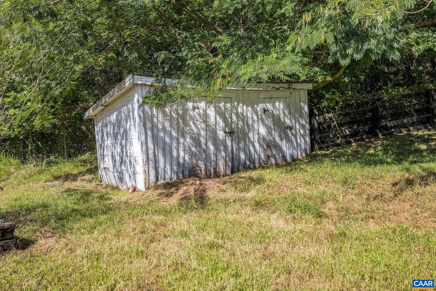 6878 CHAP PLACE LN, CROZET, Virginia 22932, 2 Bedrooms Bedrooms, ,1 BathroomBathrooms,Residential,For sale,6878 CHAP PLACE LN,668692 MLS # 668692