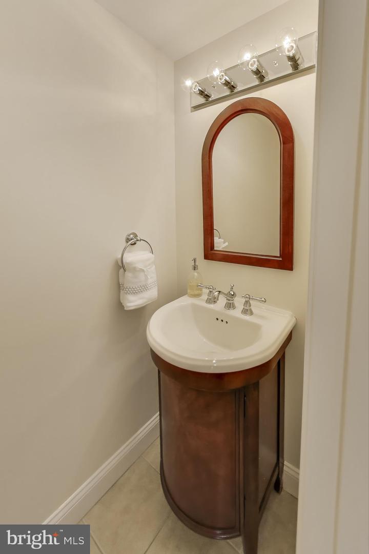 429 SHEPHERD ST NW #1, WASHINGTON, District Of Columbia 20011, 2 Bedrooms Bedrooms, ,2 BathroomsBathrooms,Residential,For sale,429 SHEPHERD ST NW #1,DCDC2221102 MLS # DCDC2221102