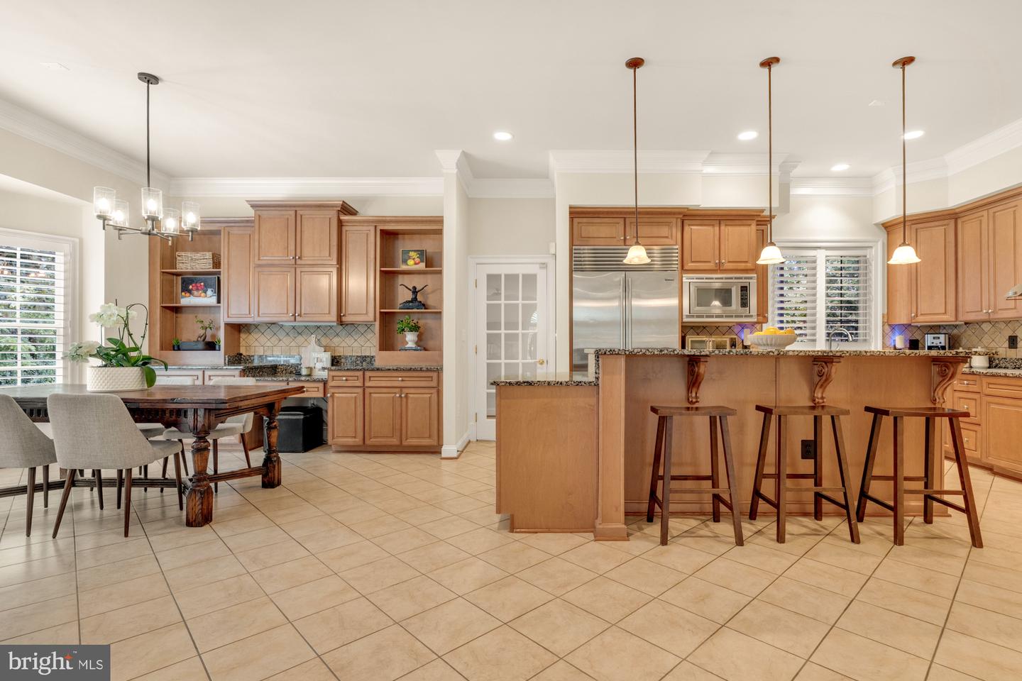 6238 LINWAY TER, MCLEAN, Virginia 22101, 6 Bedrooms Bedrooms, ,6 BathroomsBathrooms,Residential,For sale,6238 LINWAY TER,VAFX2265598 MLS # VAFX2265598